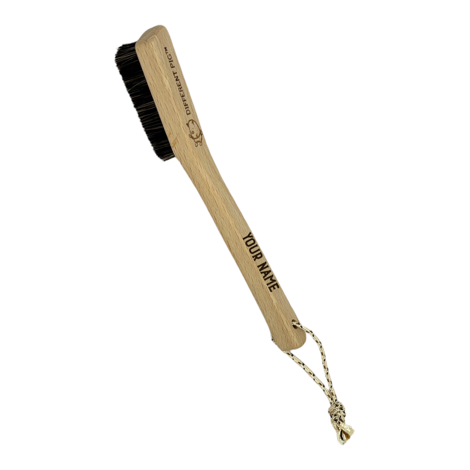 【來字刻名】𝗗𝗜𝗙𝗙𝗘𝗥𝗘𝗡𝗧 𝗣𝗜𝗚™ Piglet brush with name carving 刻名小豬掃連掛繩