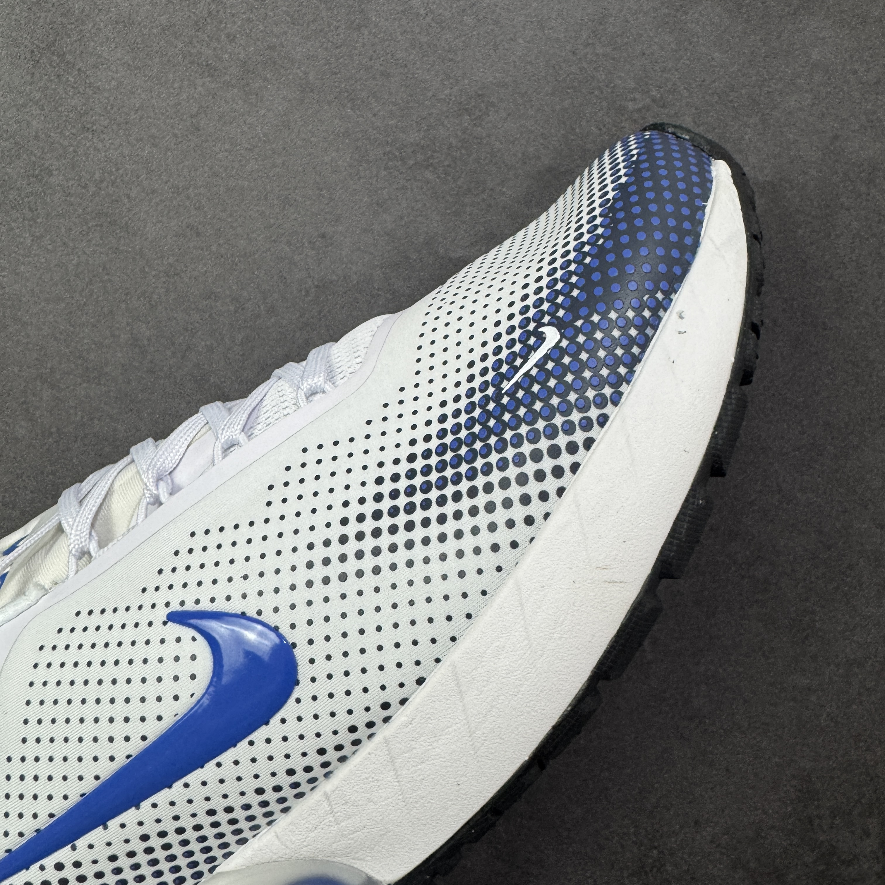 Nike Air Max Phoenix FZ5307-101