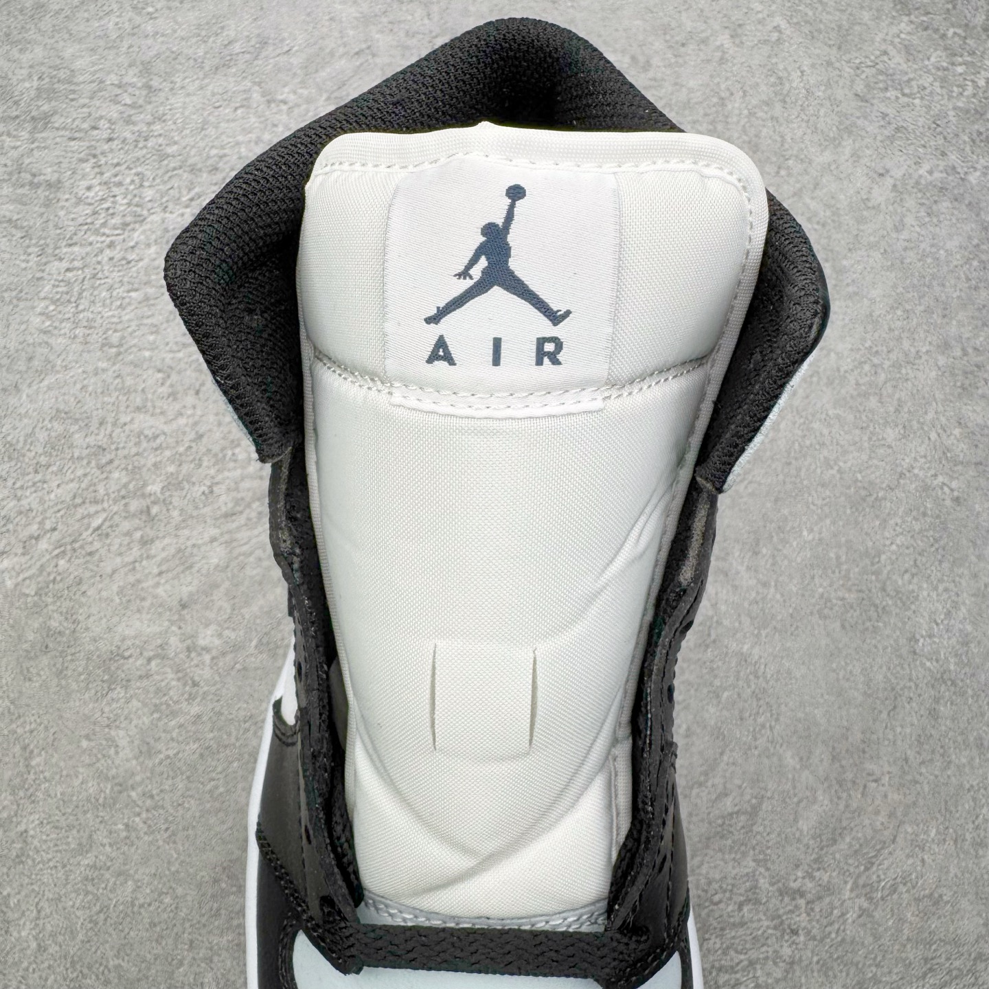 Nike Air Jordan 1 Mid DQ8426-002