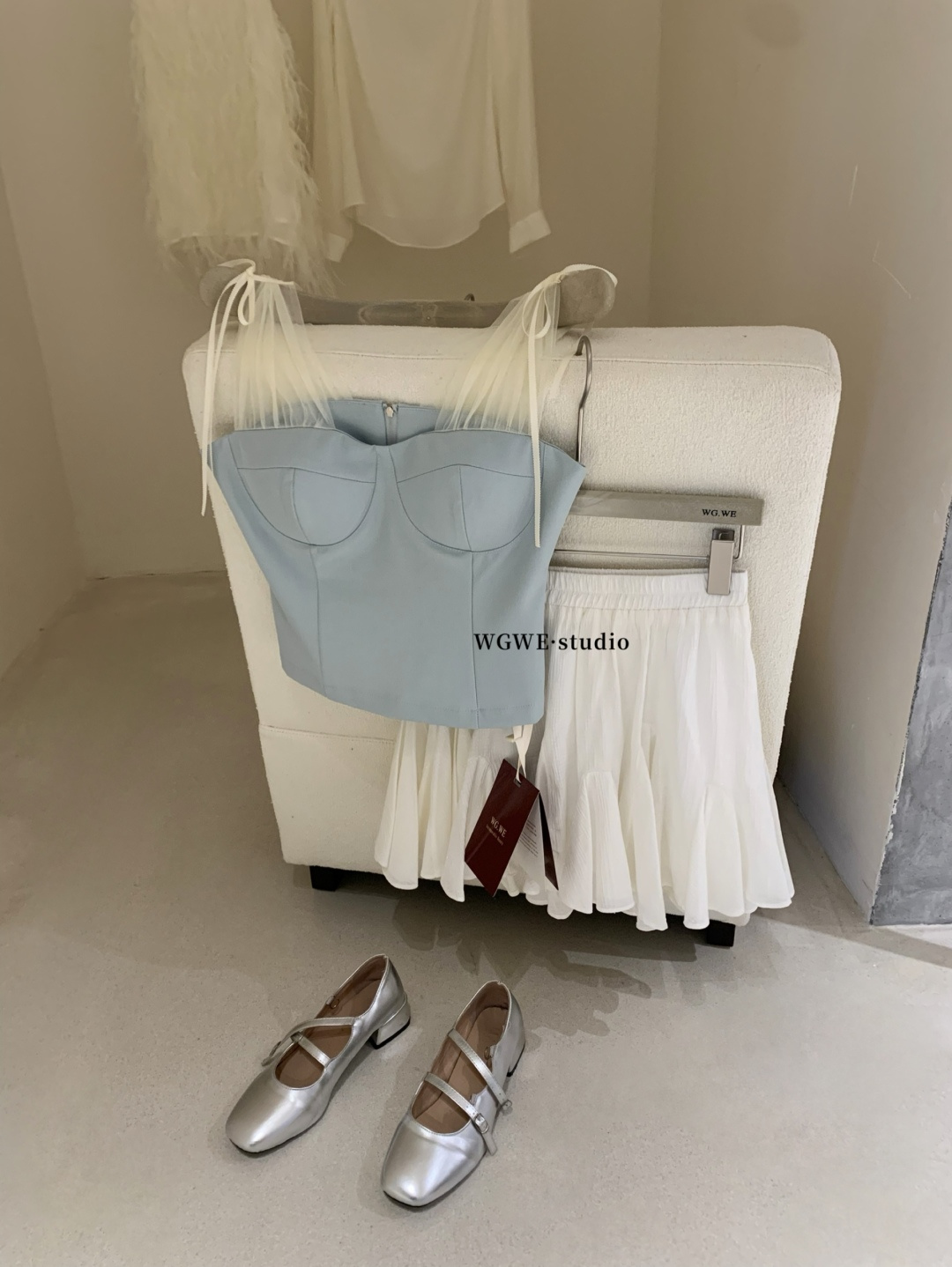 4363 抹胸吊带上衣