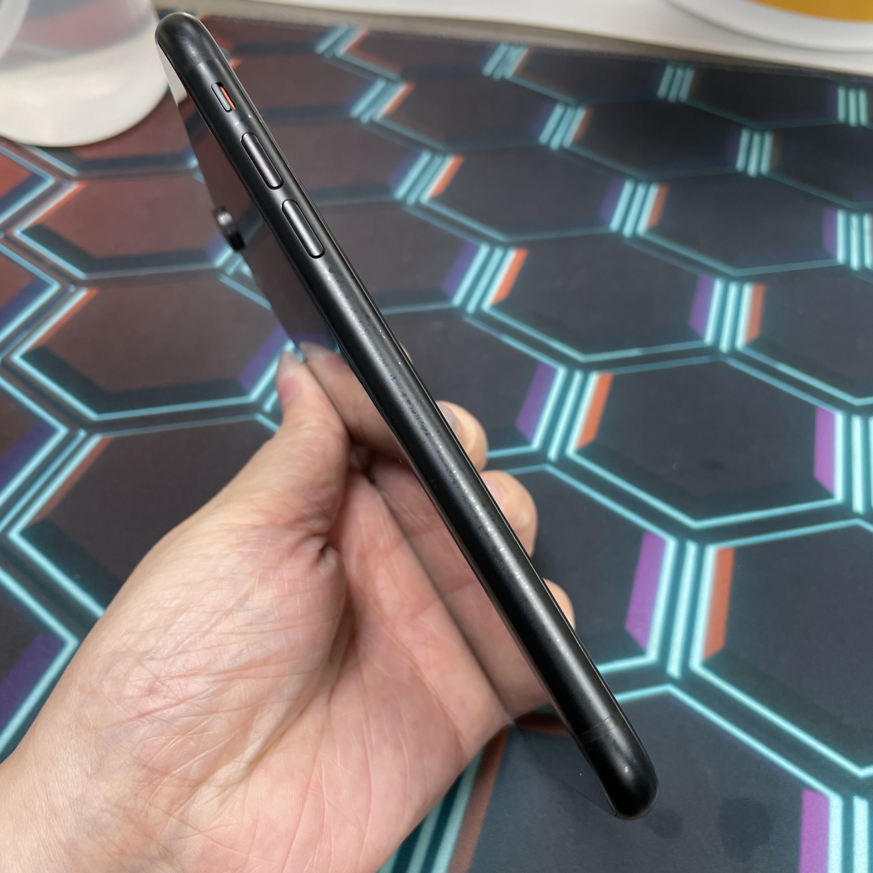 *7532 XR 勁靚機 256GB 電100 黑色 black