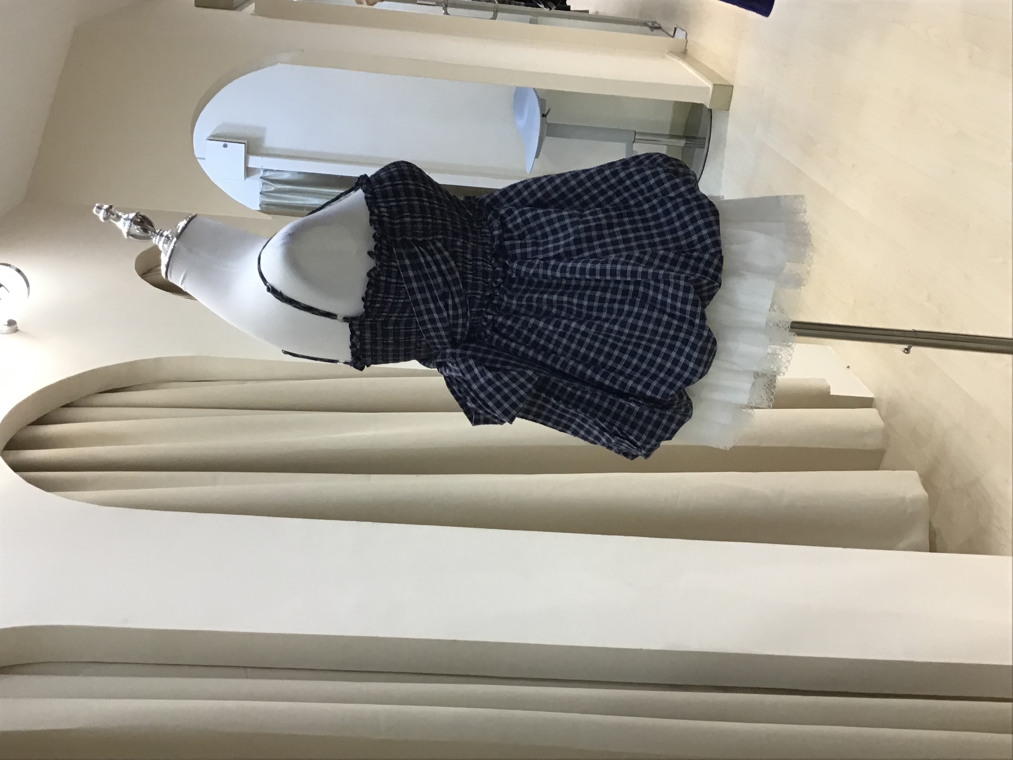 格子花苞吊带蝴蝶结