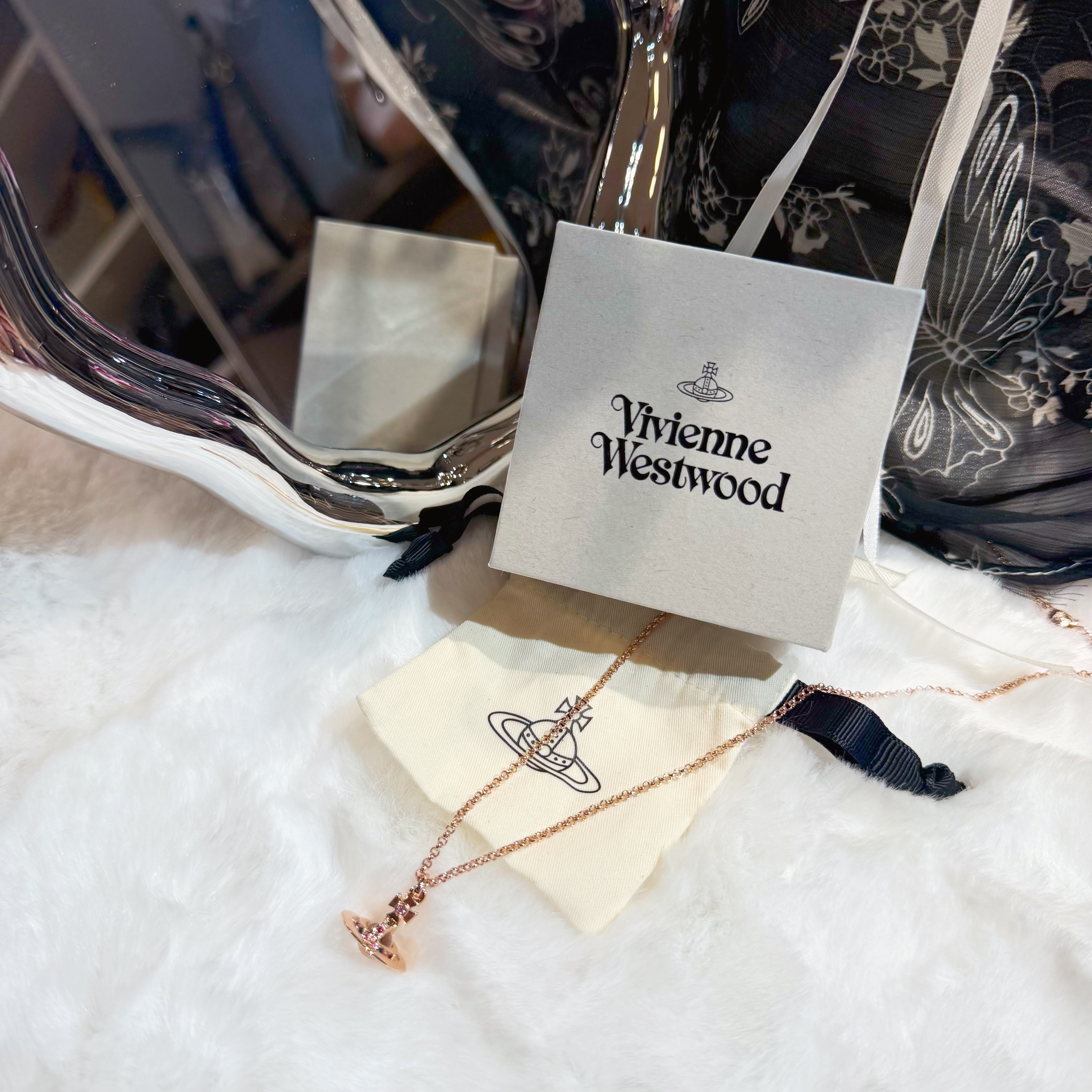 Vivienne Westwood mini 3d necklace RG