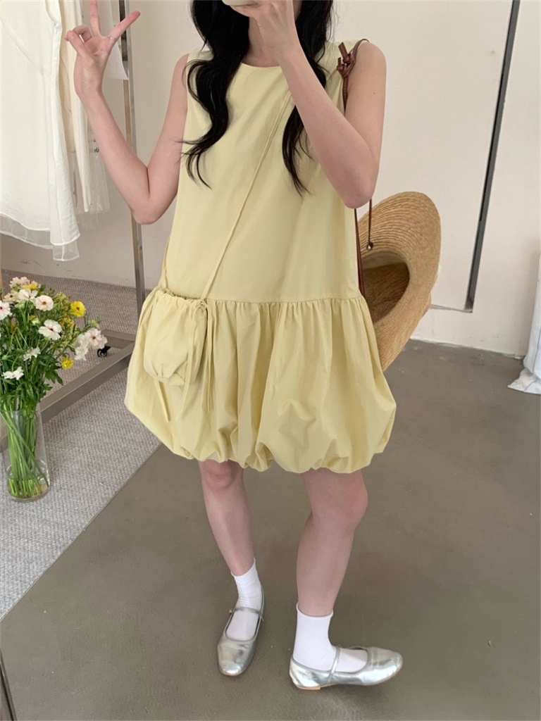 Agnes Puffy Dress free small crossbody bag 韩系减龄甜美背心花苞连衣裙配送🎁同色包包 ( 3 colours )