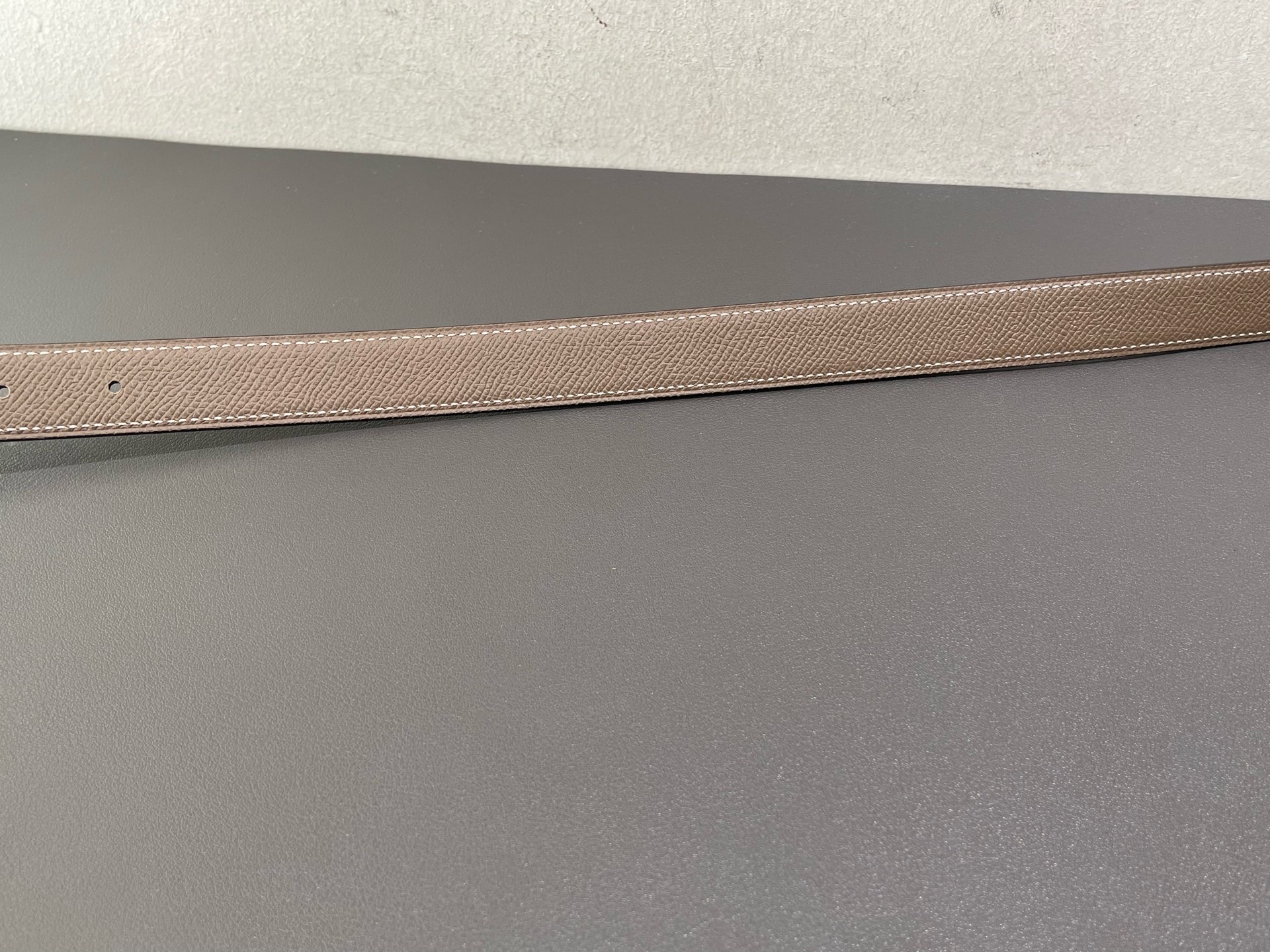 【預訂貨品】HERMES 80碼 Z刻雙面黑色拼大象灰 