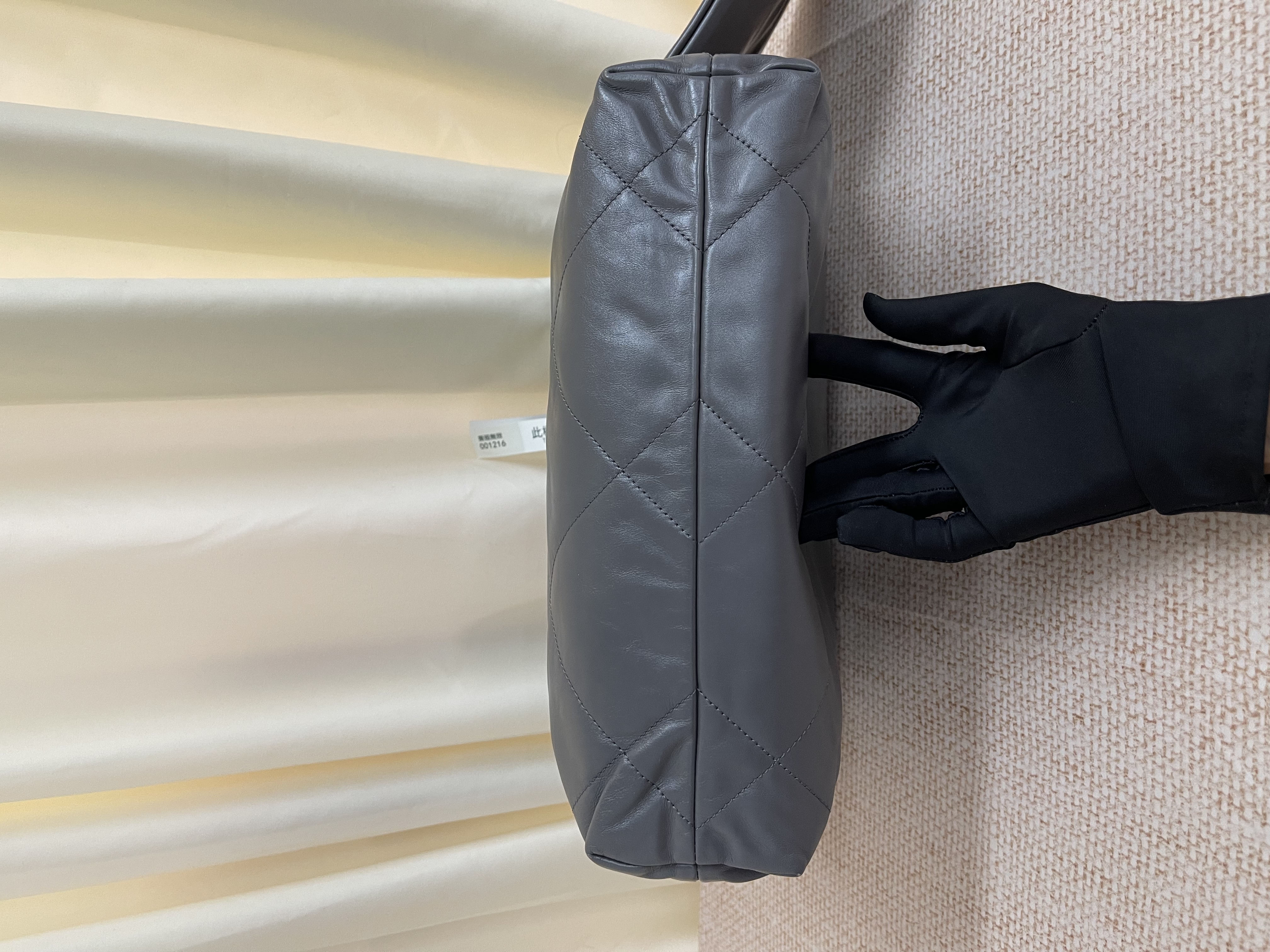 Pre-owned Chanel 22 bag / Product Code: 26022103