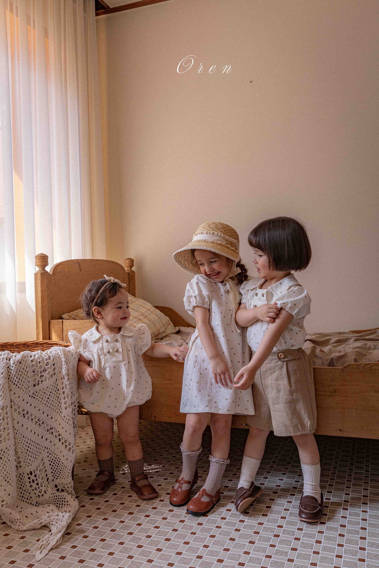 ☀️預訂 韓國直送☀️🇰🇷Oren 雙排鈕扣波點翻領亞麻混紡短袖包屁衣/連身裙/上下套裝