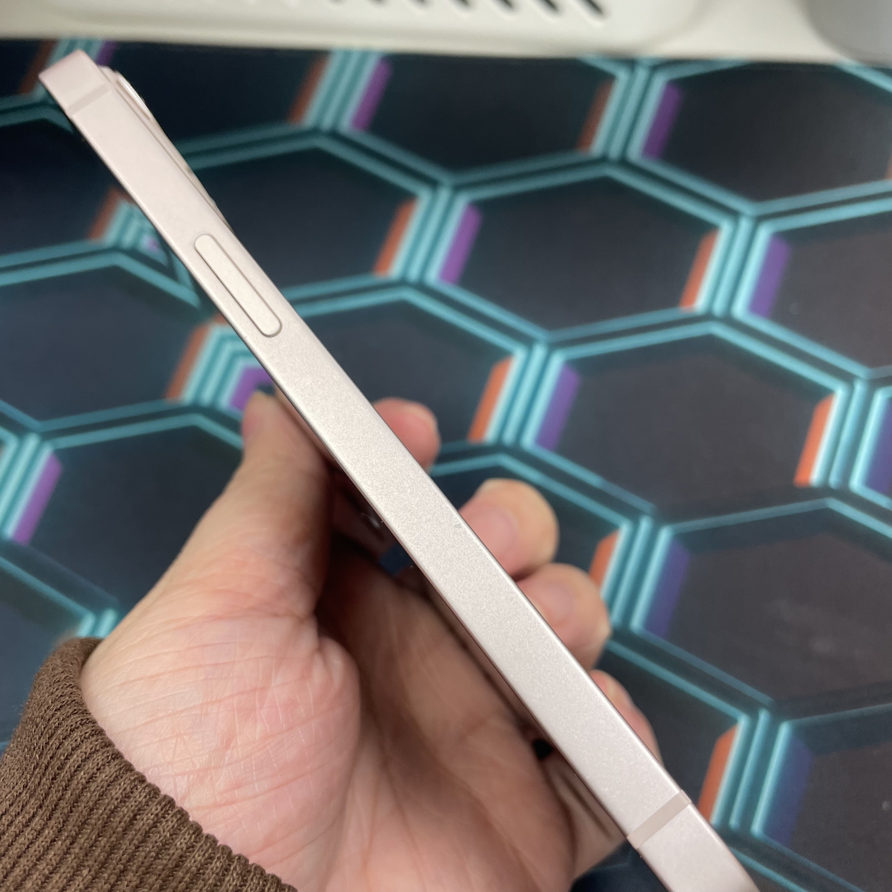 *5779 13 勁靚機 256GB 電79 粉色 pink