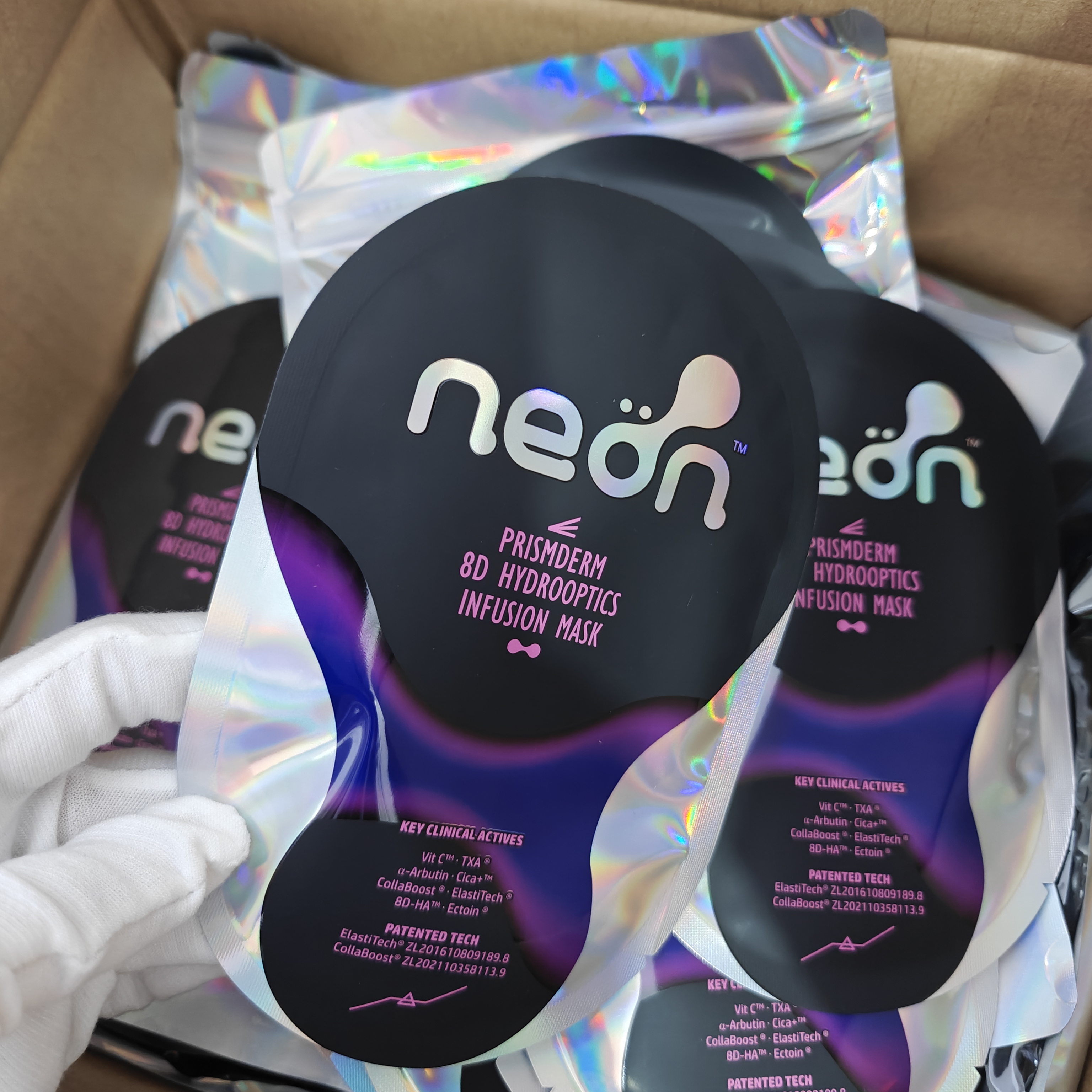 NEON 8D水膜 Mask 1片 馬來西亞製造