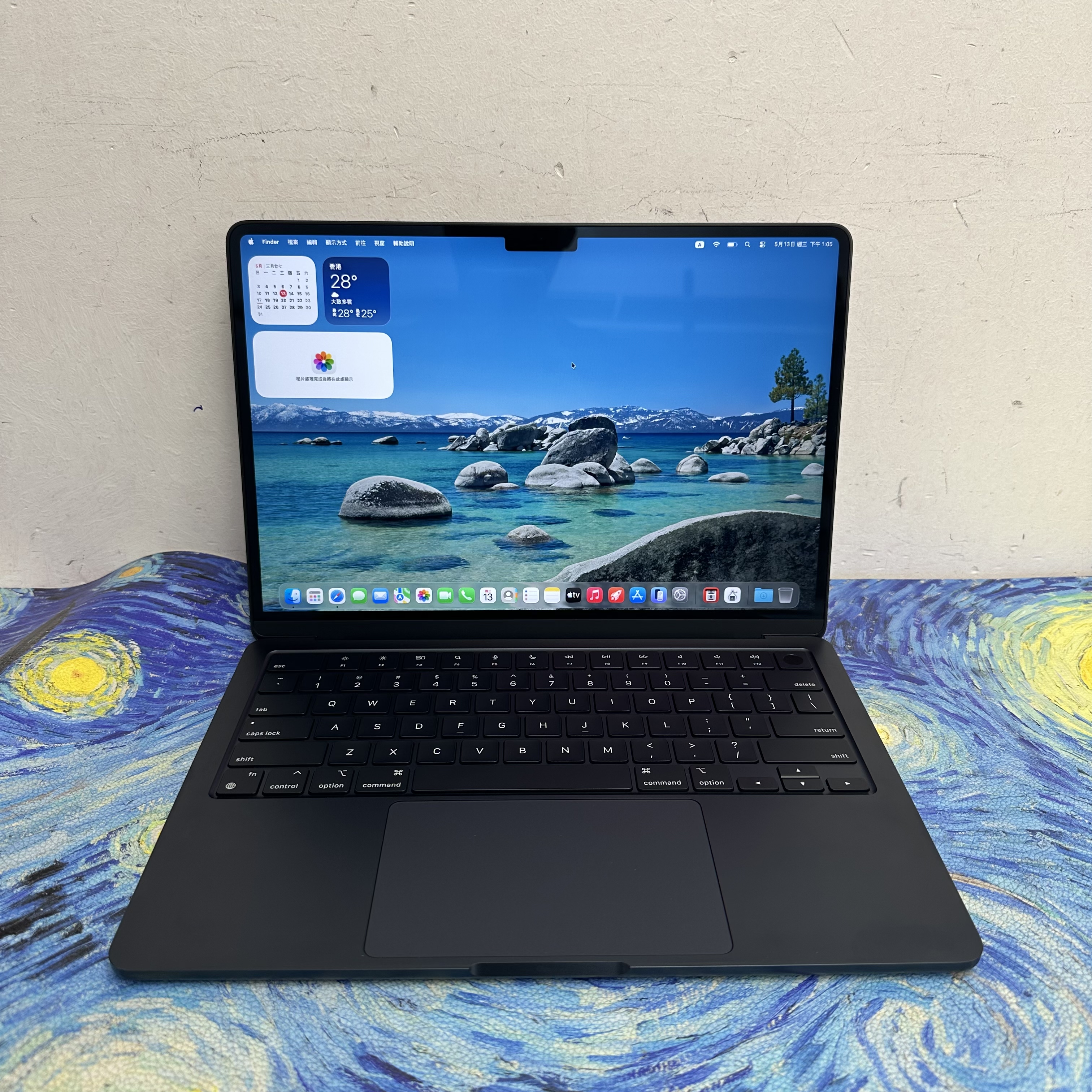 #5849 Apple MacBook Air M2 CPU 8GB Ram/256GB SSD 電99 藍色 Blue