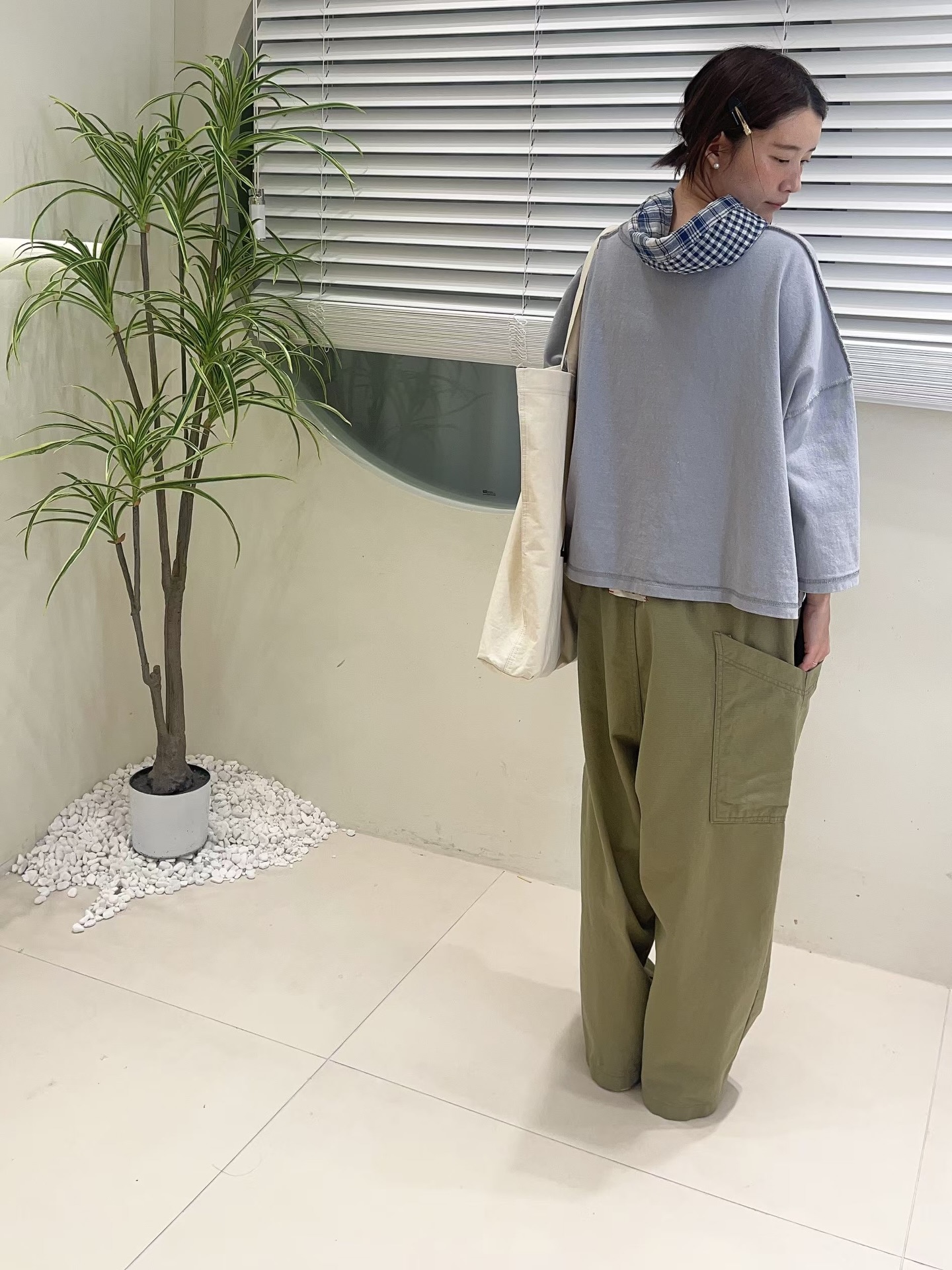 XNN OY 排鈕輕鬆褲