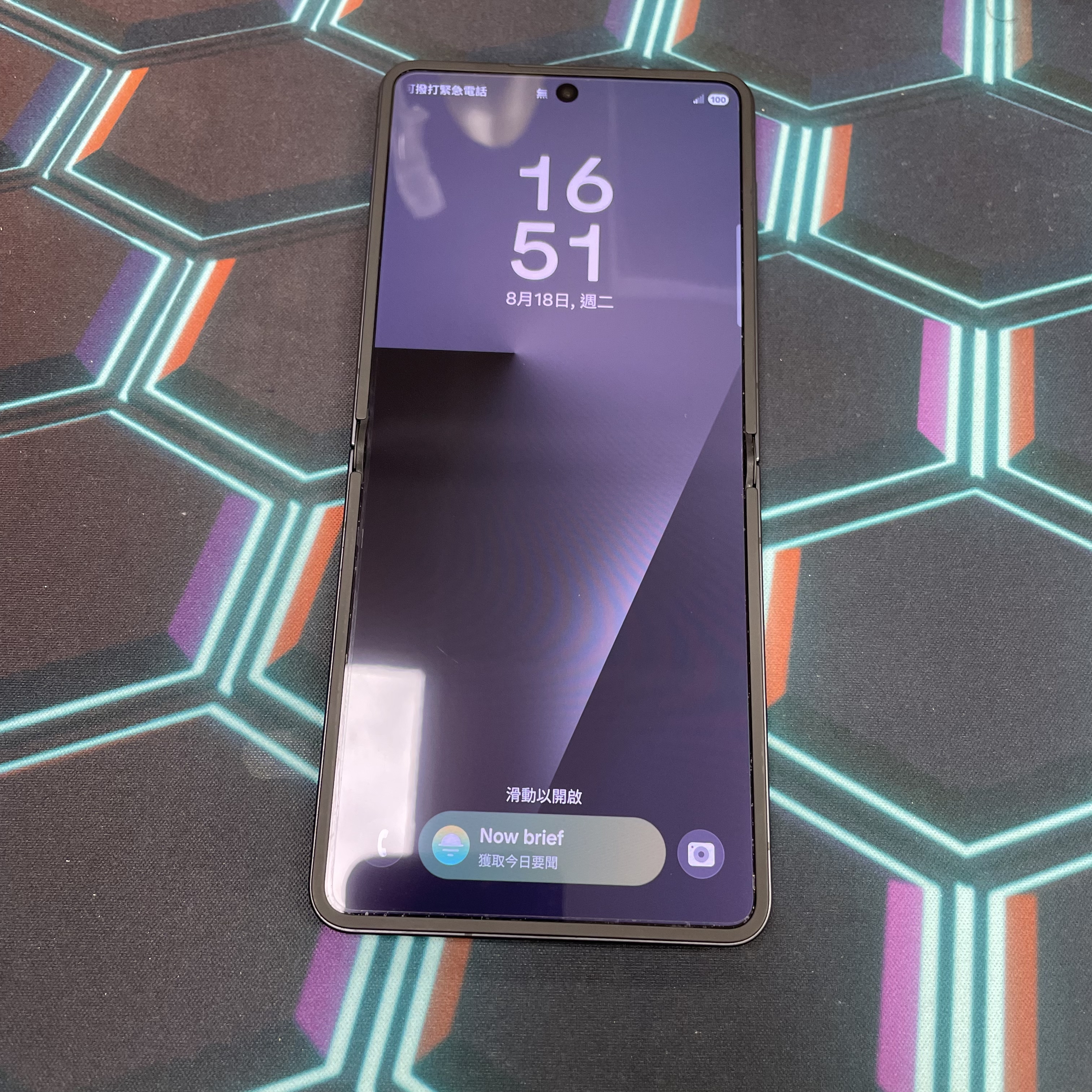 *7582 Galaxy Z Flip 7 勁靚機 12+512GB 黑色 black