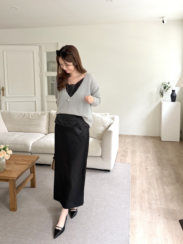 Low-cut Alpaca Knit Sweater (Grey)