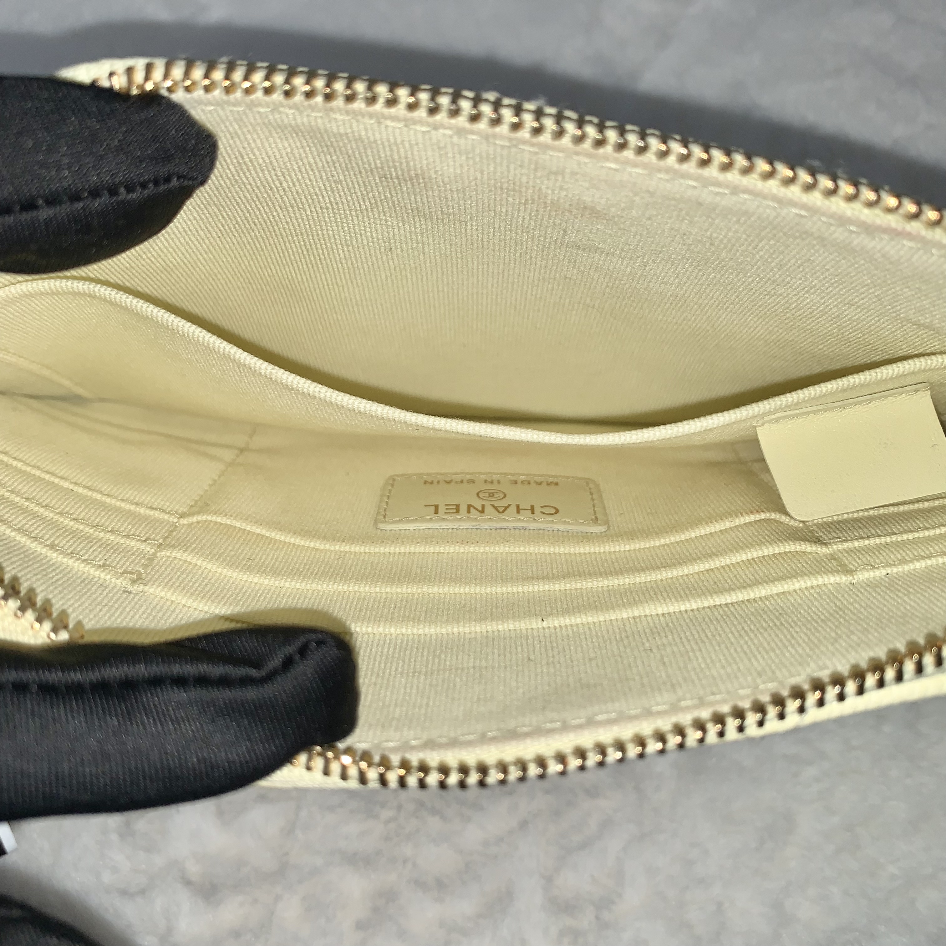 極精緻✨💛Chanel 琺瑯水鑽銀包💛