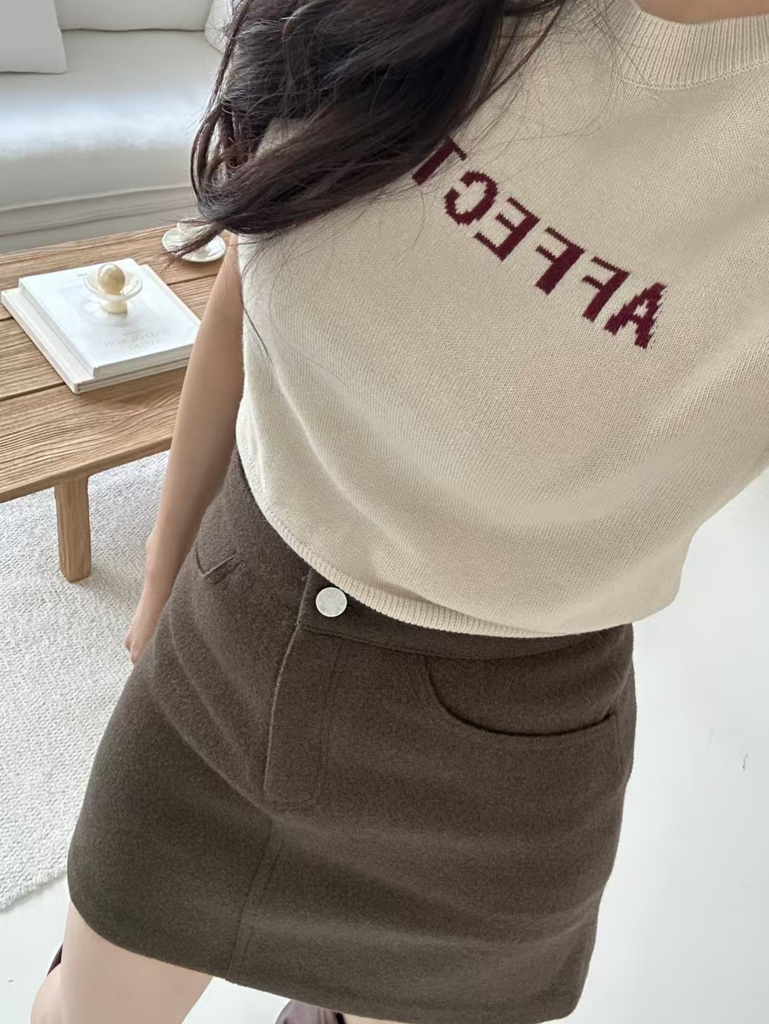 Cropped Knit Top with AFFECTION Letter Embroidery ‖ 字母刺绣短款针织上衣 KR0131332