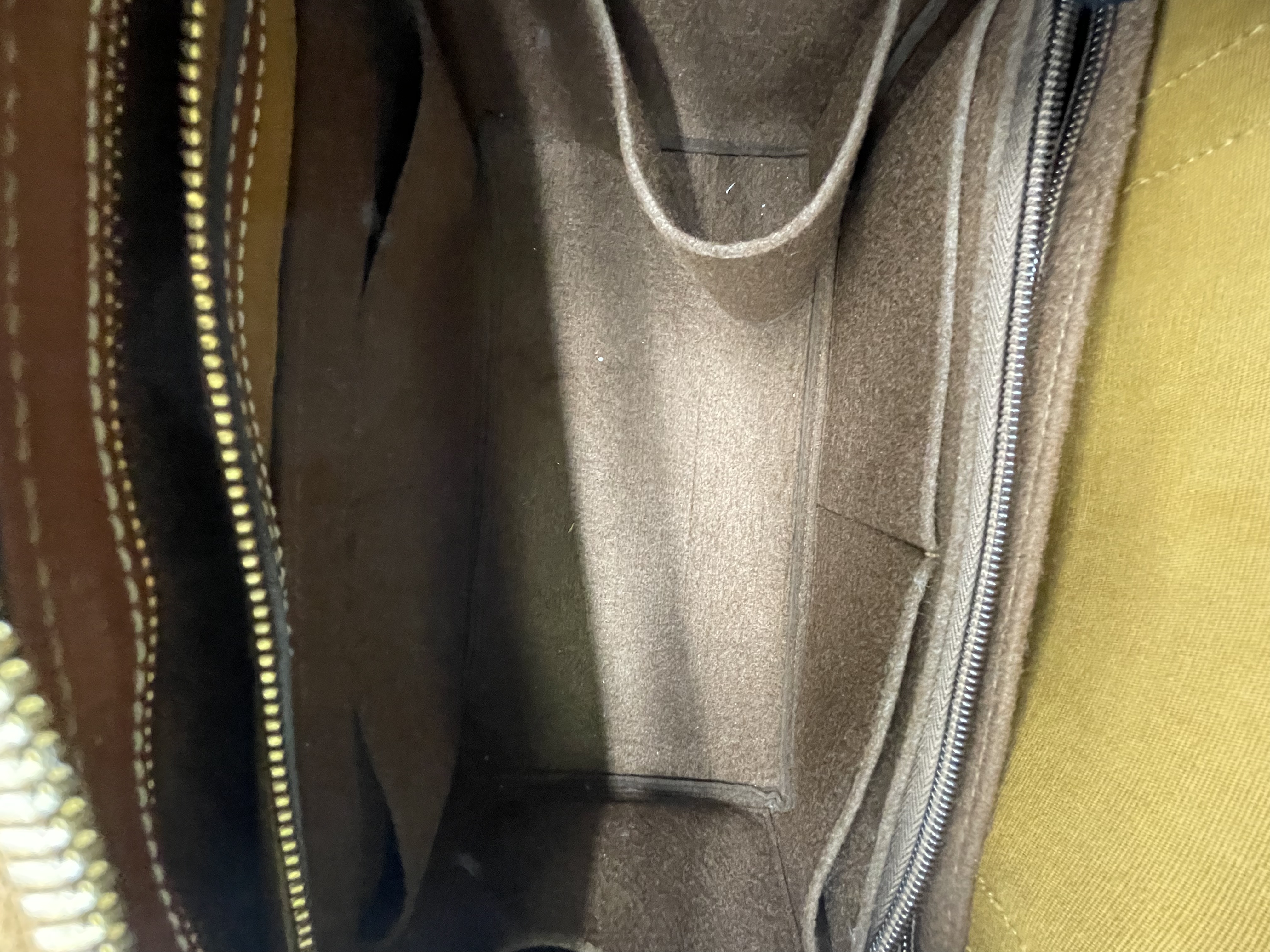 Pre-owned Celine Triomphe/ Product Code: 26040304