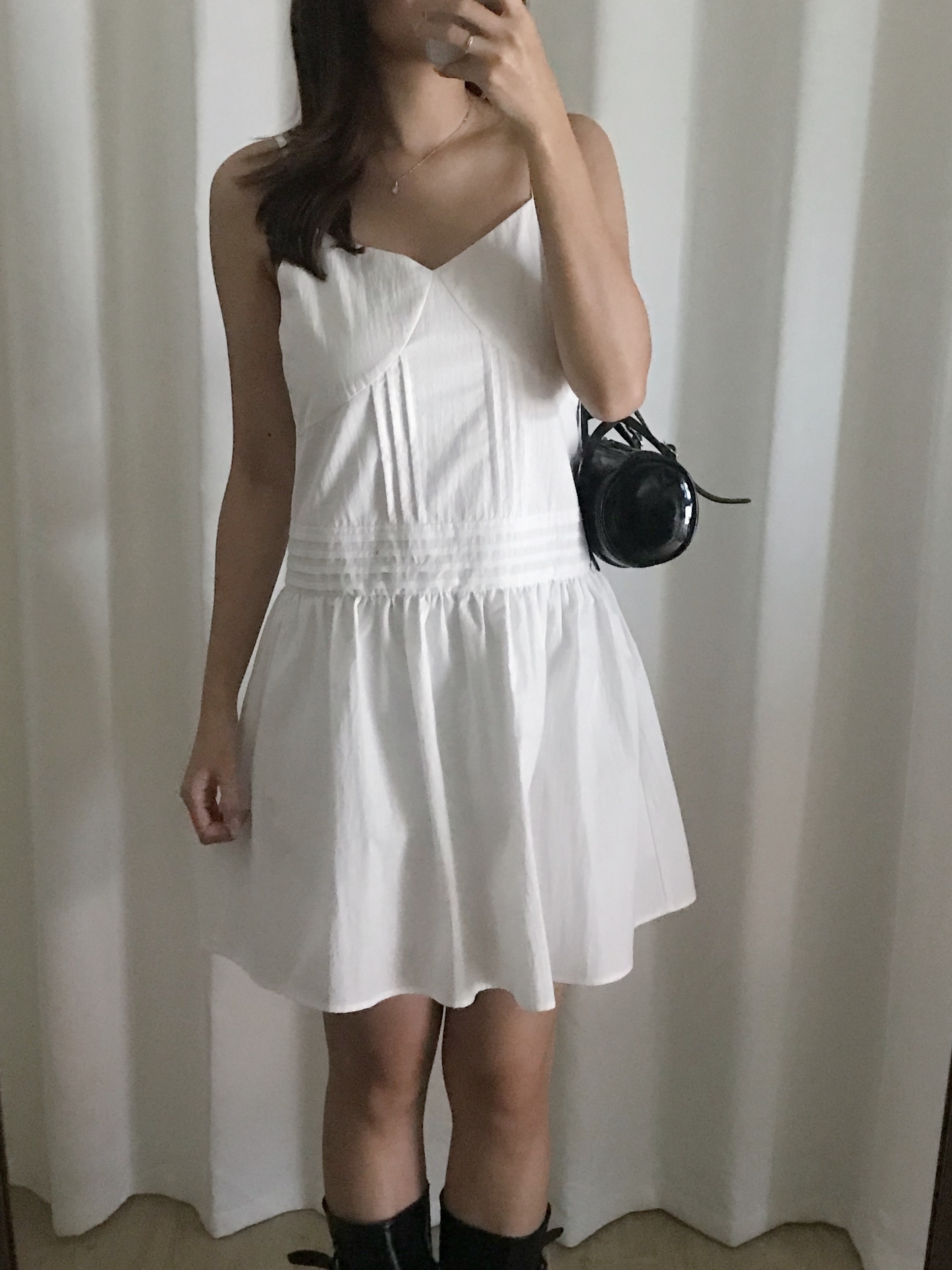 氣質壓褶吊帶連身裙(兩色入)