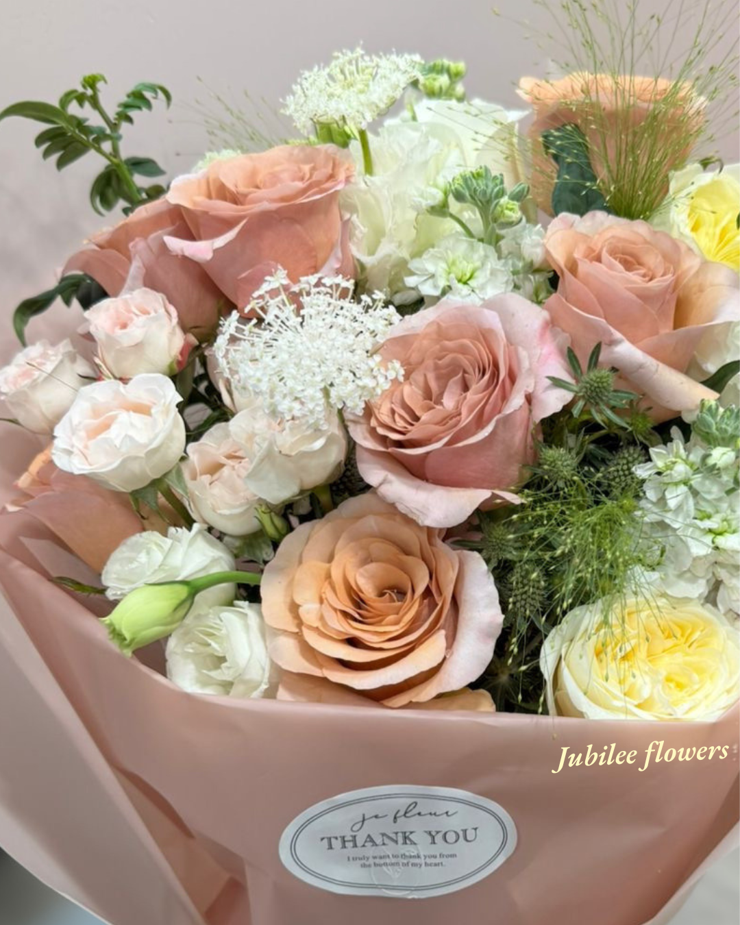 莫泊玫瑰精緻混搭花束