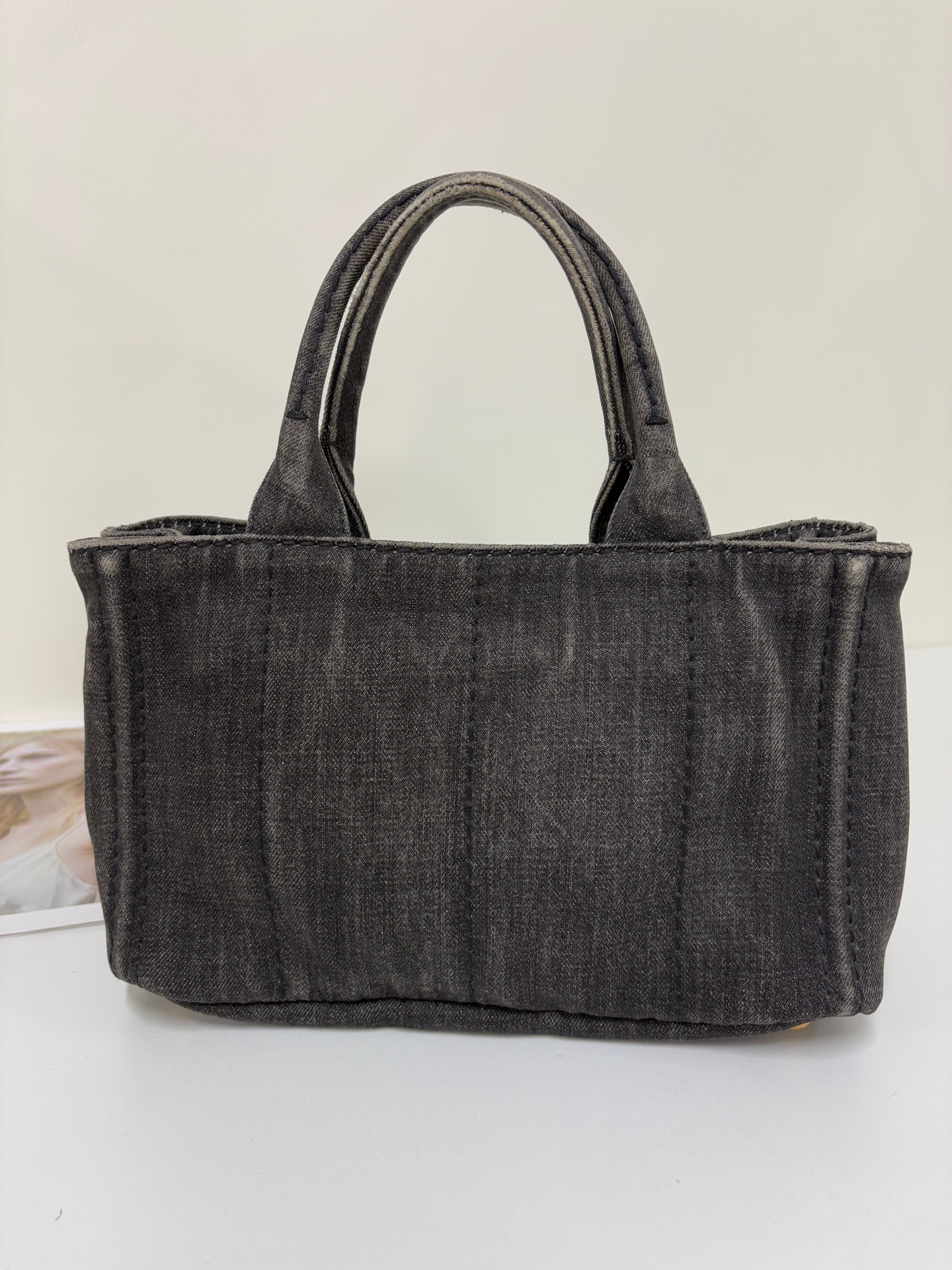 【預訂貨品】Prada黑色牛仔沙灘包