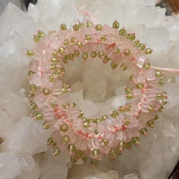 粉紅晶橄欖石織繩手繩