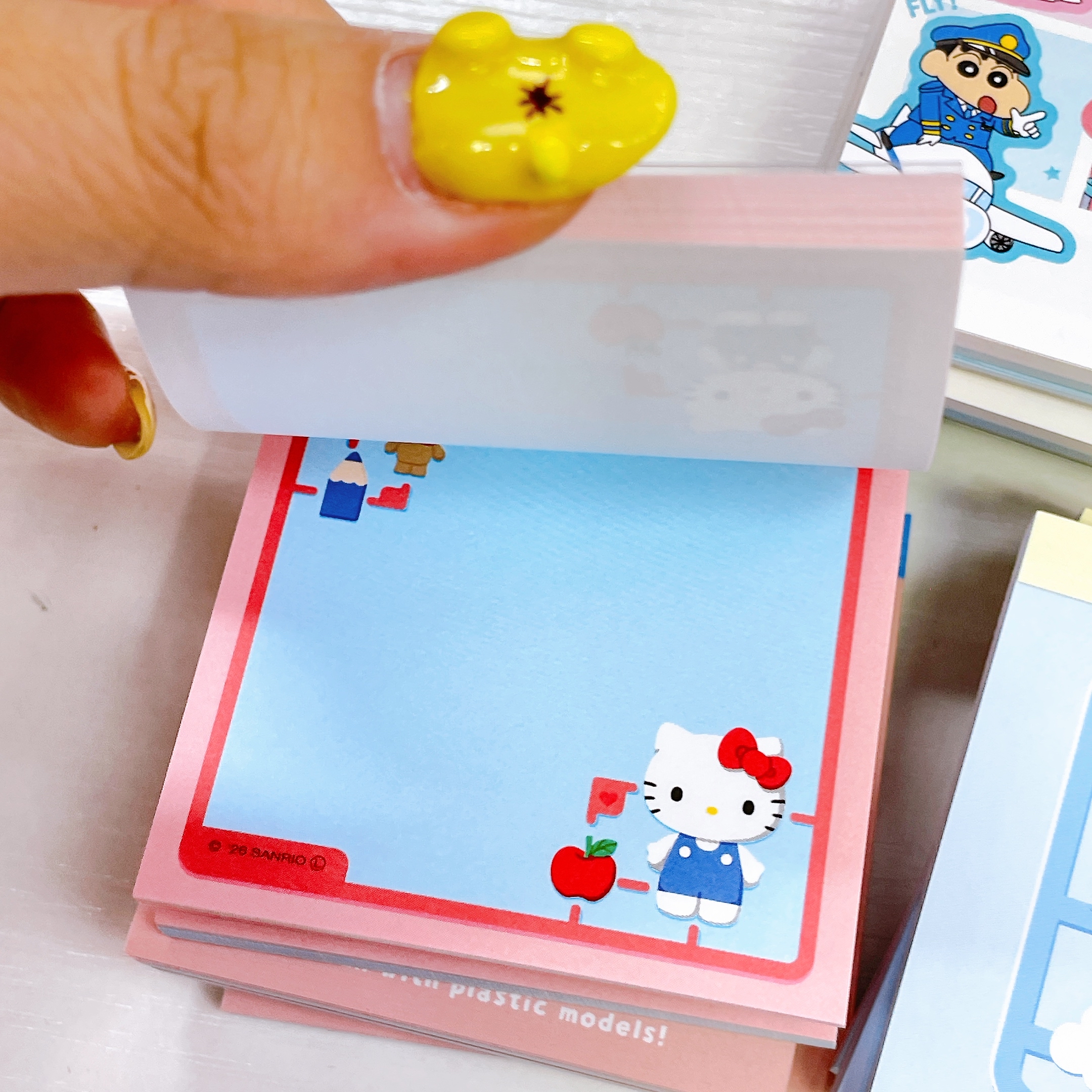 日本直送Sanrio /蠟筆小新 memo