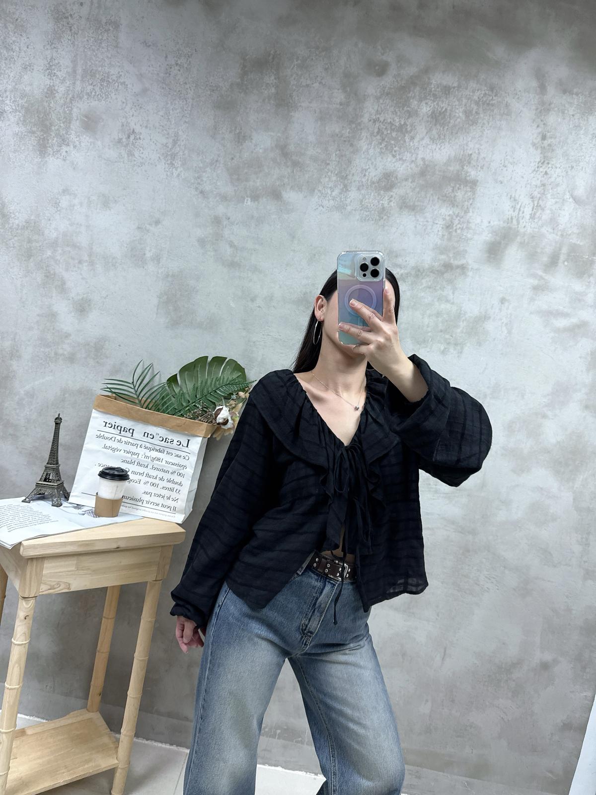 B19 線棉ruffle Top