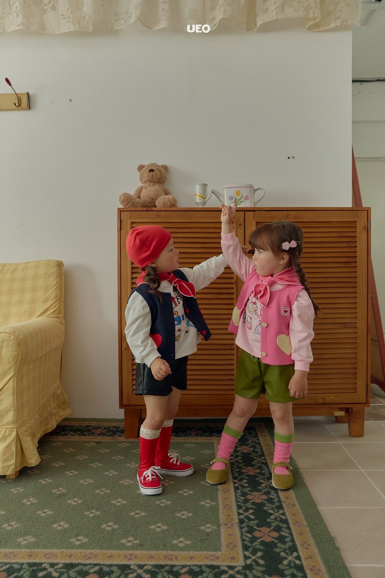 Girls | Love Pocket Vest