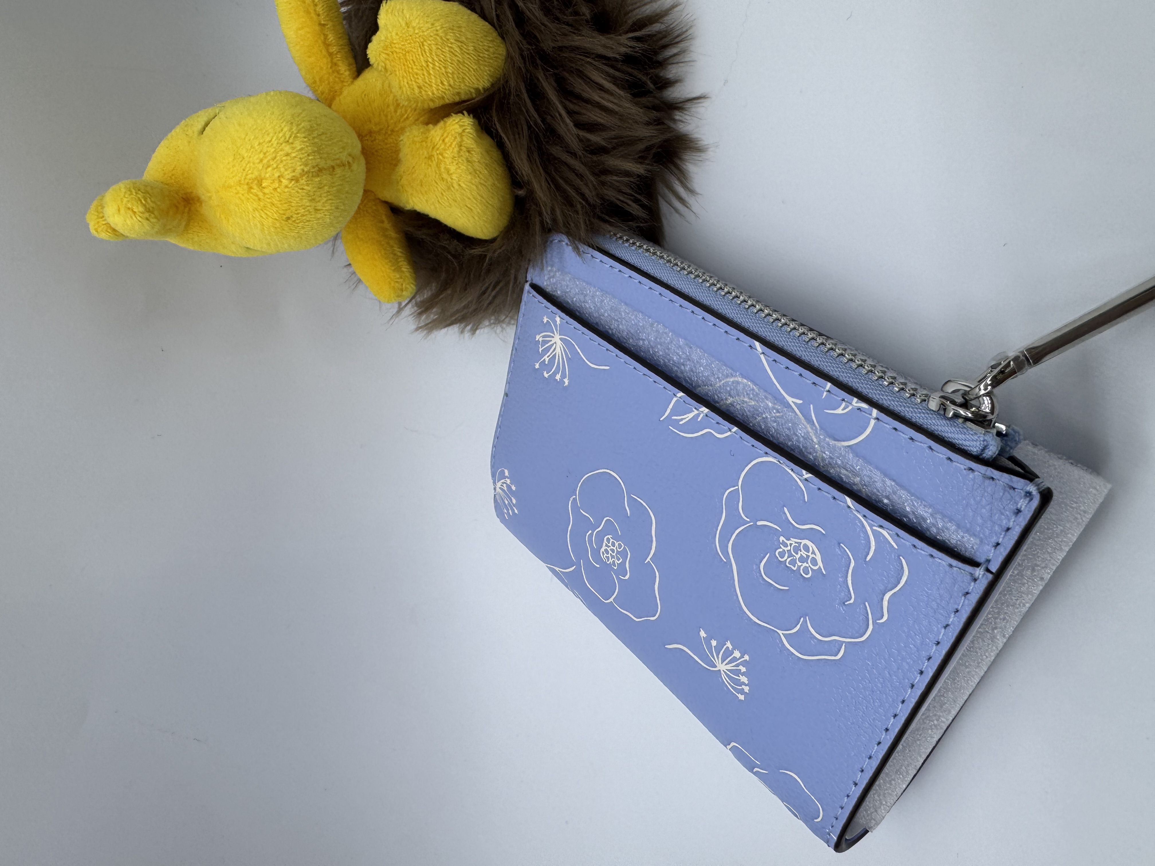 🇺🇸✈️🇨🇦Kate Spade ♠️ New York outlet 玫瑰🌹花圖案細銀包👛💳現貨🥰