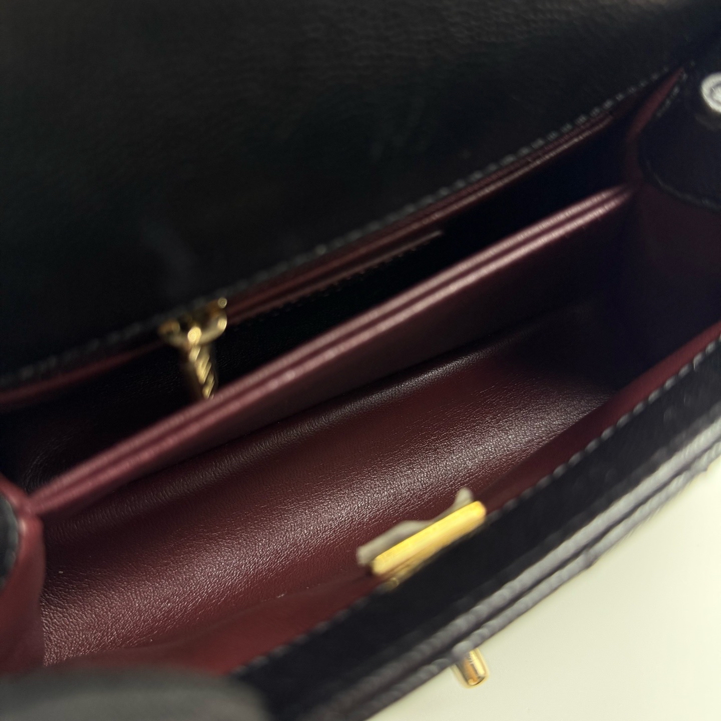 直播貨品 |  [1個-$100 2個-$300］EE37