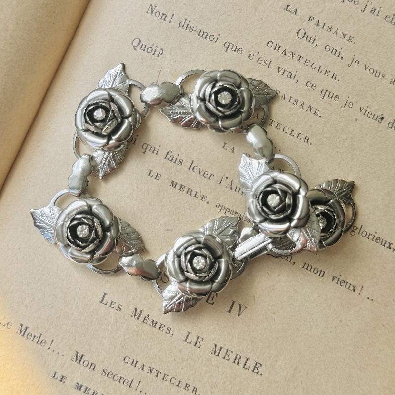 C.a. 1950- 60s Rhinestone Embellished Silver Tone Rose Bracelet (MT2110)