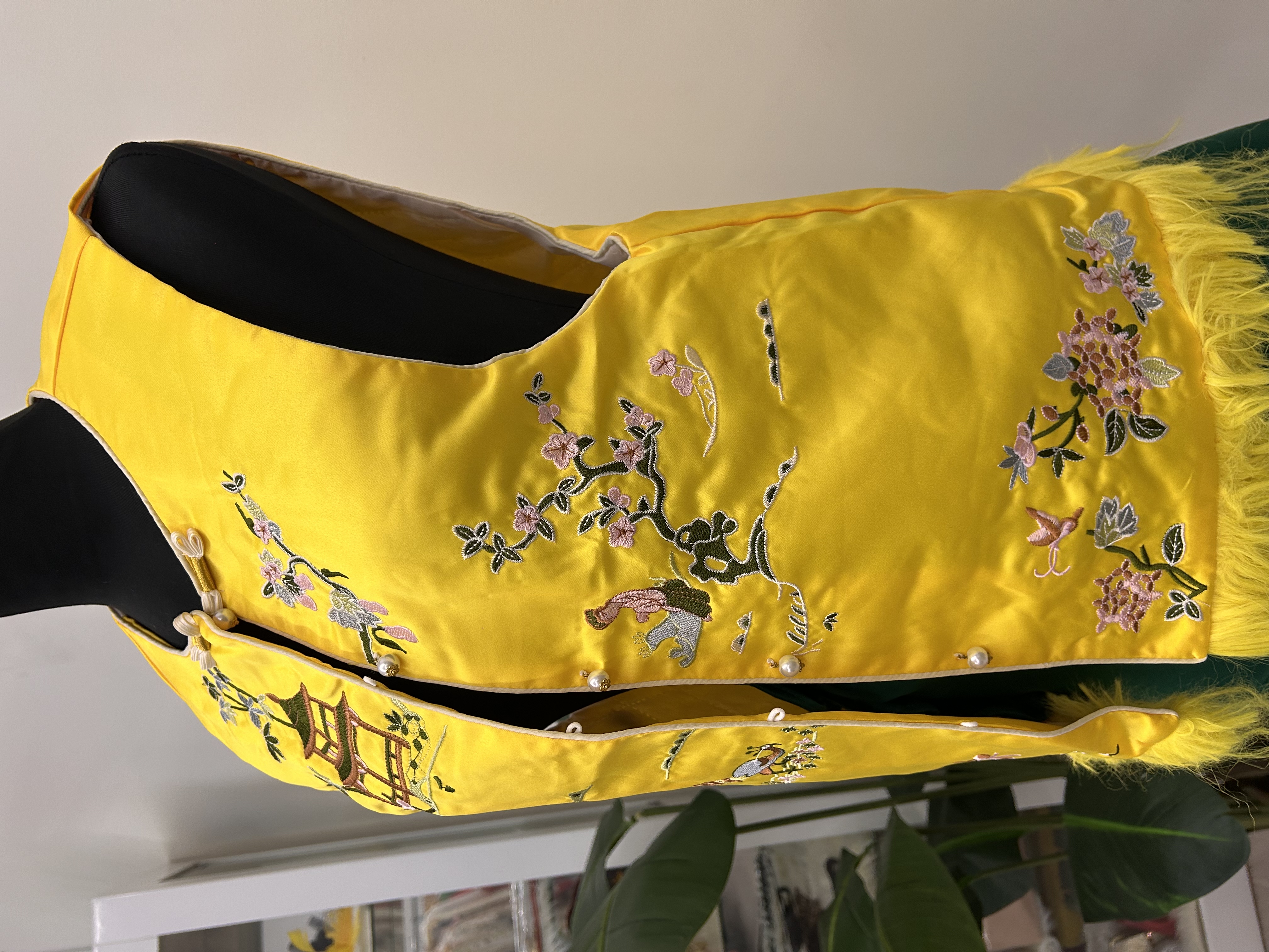 562.WB Tang Suit Vest Jacket Yellow