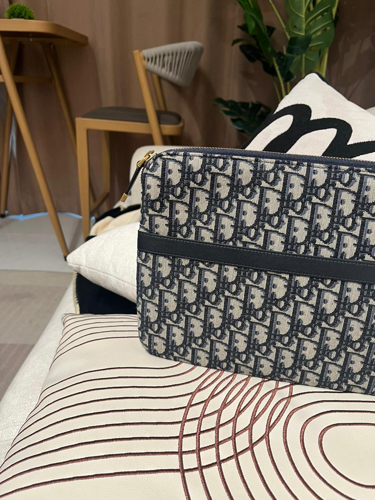Dior travel pouch clutch bag Oblique Clutch W26cm  x H21cm 100%Authentic,99%new