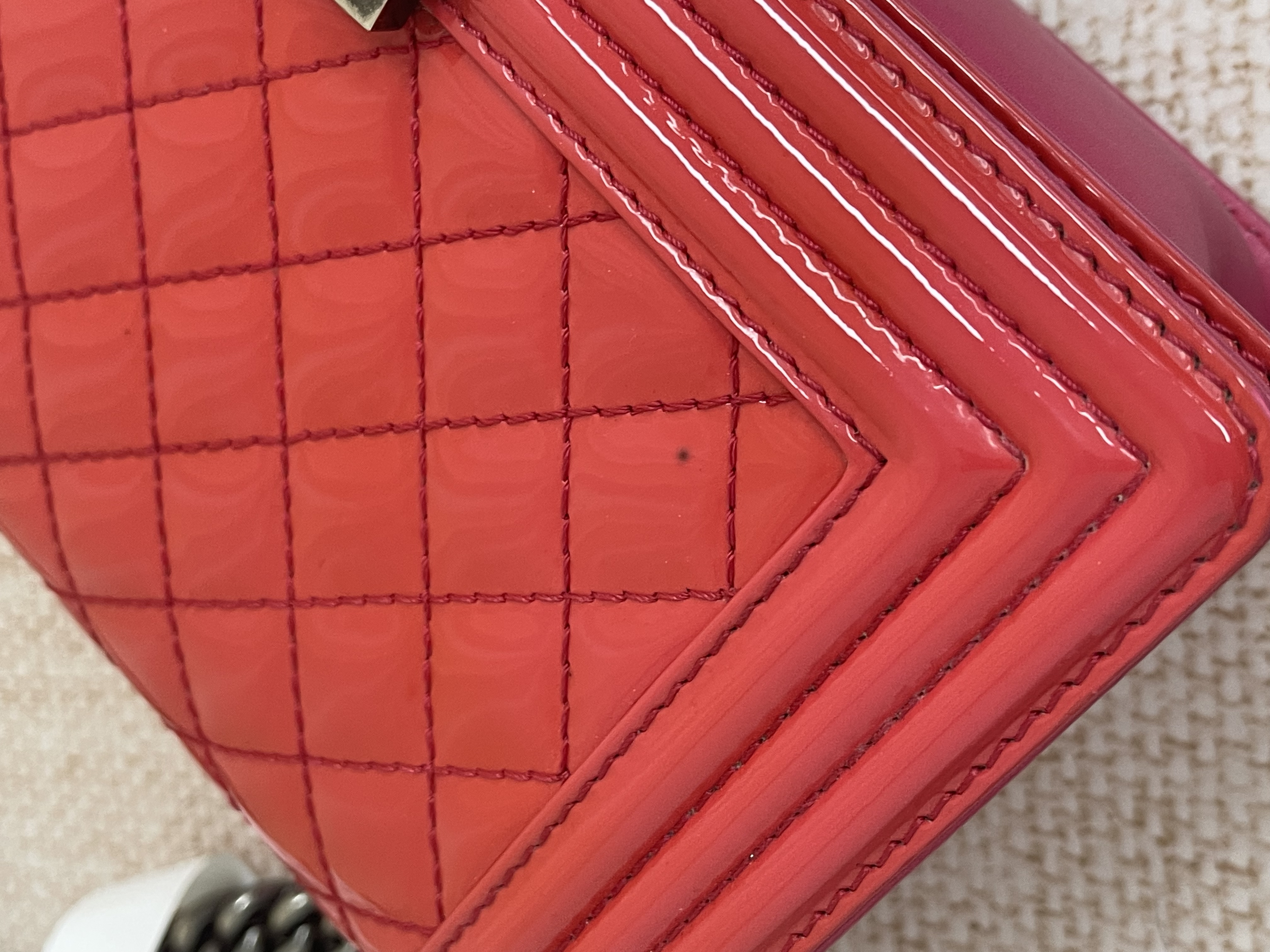Pre-owned Chanel Boy / Product Code: 26050611