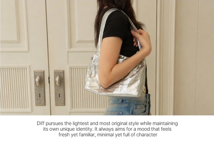 Diff Seoul Hobo Signature Bag (Medium)