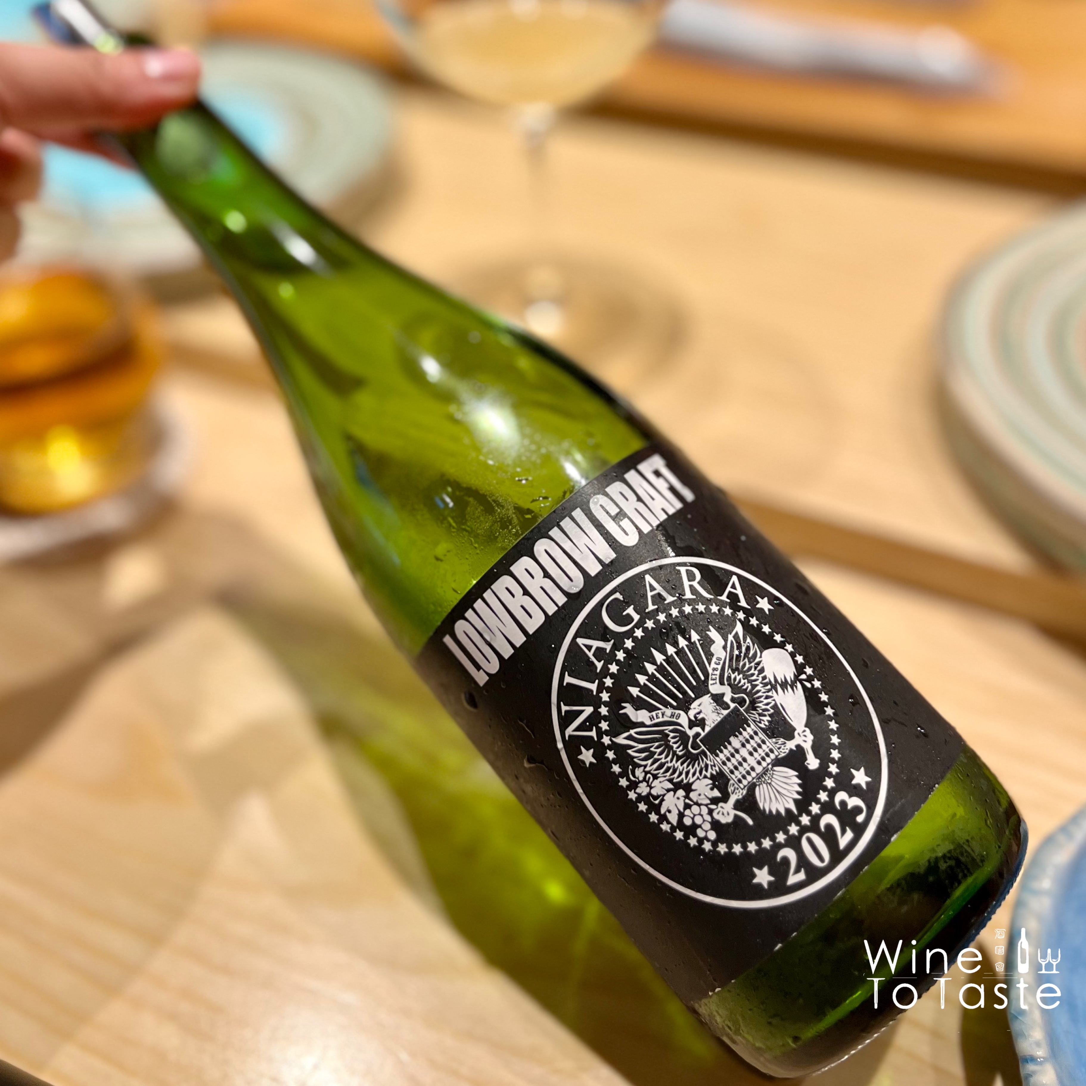 ワイン LOWBROW CRAFT / POPPOPOP PinotGris 2023 LOWBROW CRAFT POPPOPOP PinotGris 2023 750ml ｜こみや酒店