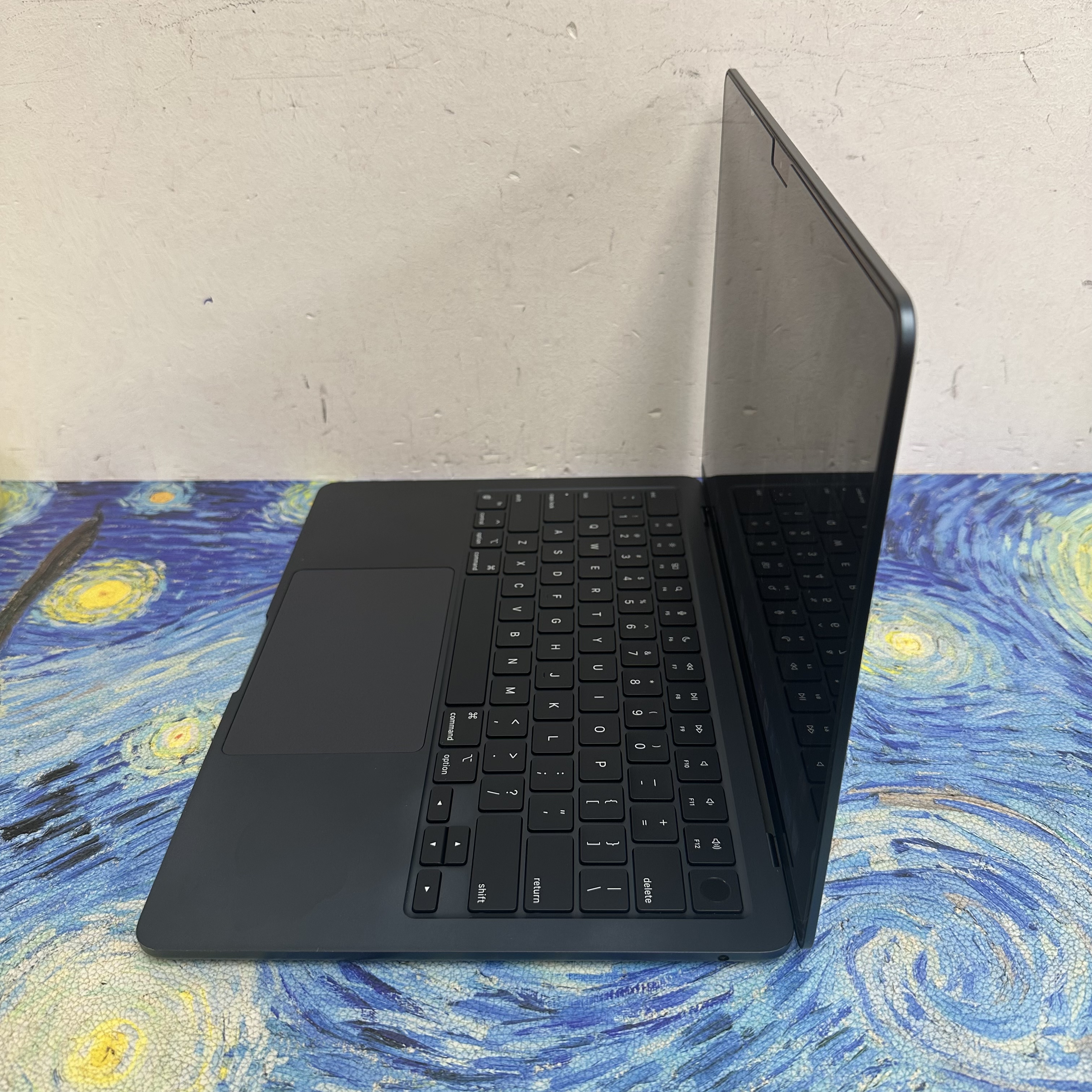 #5884 APPLE  MacBook Air M2 2023 M2 CPU/8GB Ram/256GB SSD/8核心GPU/Liquid Retina Mon/13.6吋/藍色/Gaming Laptop / Notebook / MacBook Pro / Apple