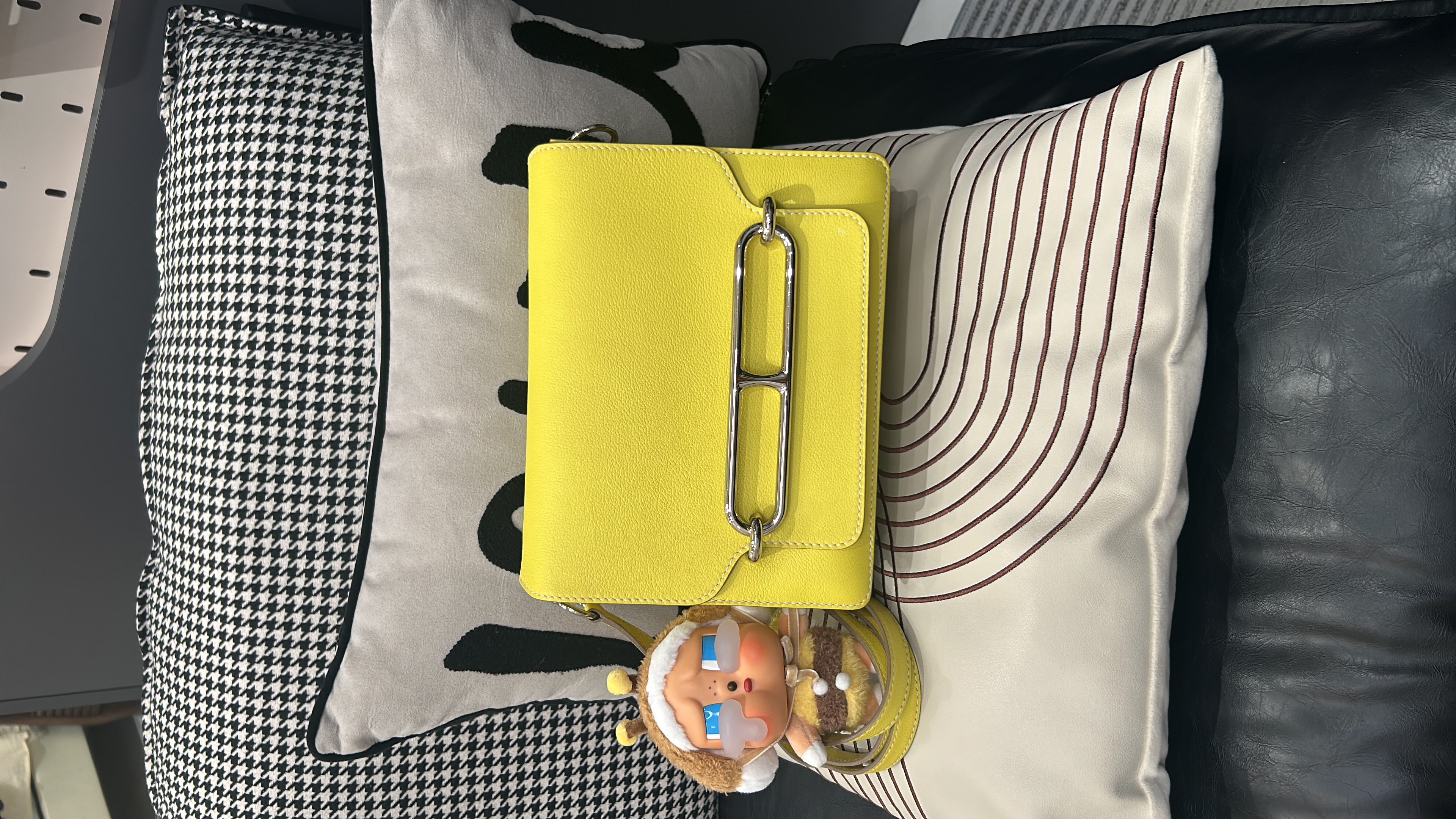 Hermes roulis 23,STAMP D , 9R  ,100%Authentic ,98%new ✅收據副本✅dust bag 