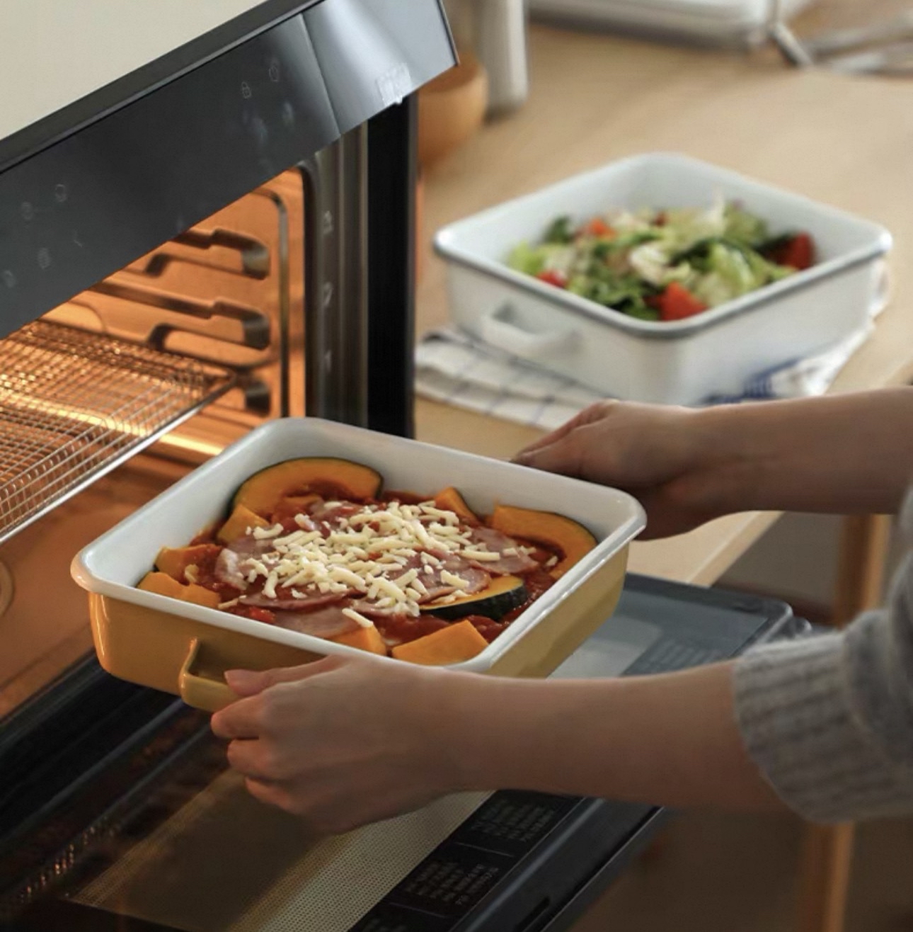 日本霜山搪瓷帶蓋烤焗盤