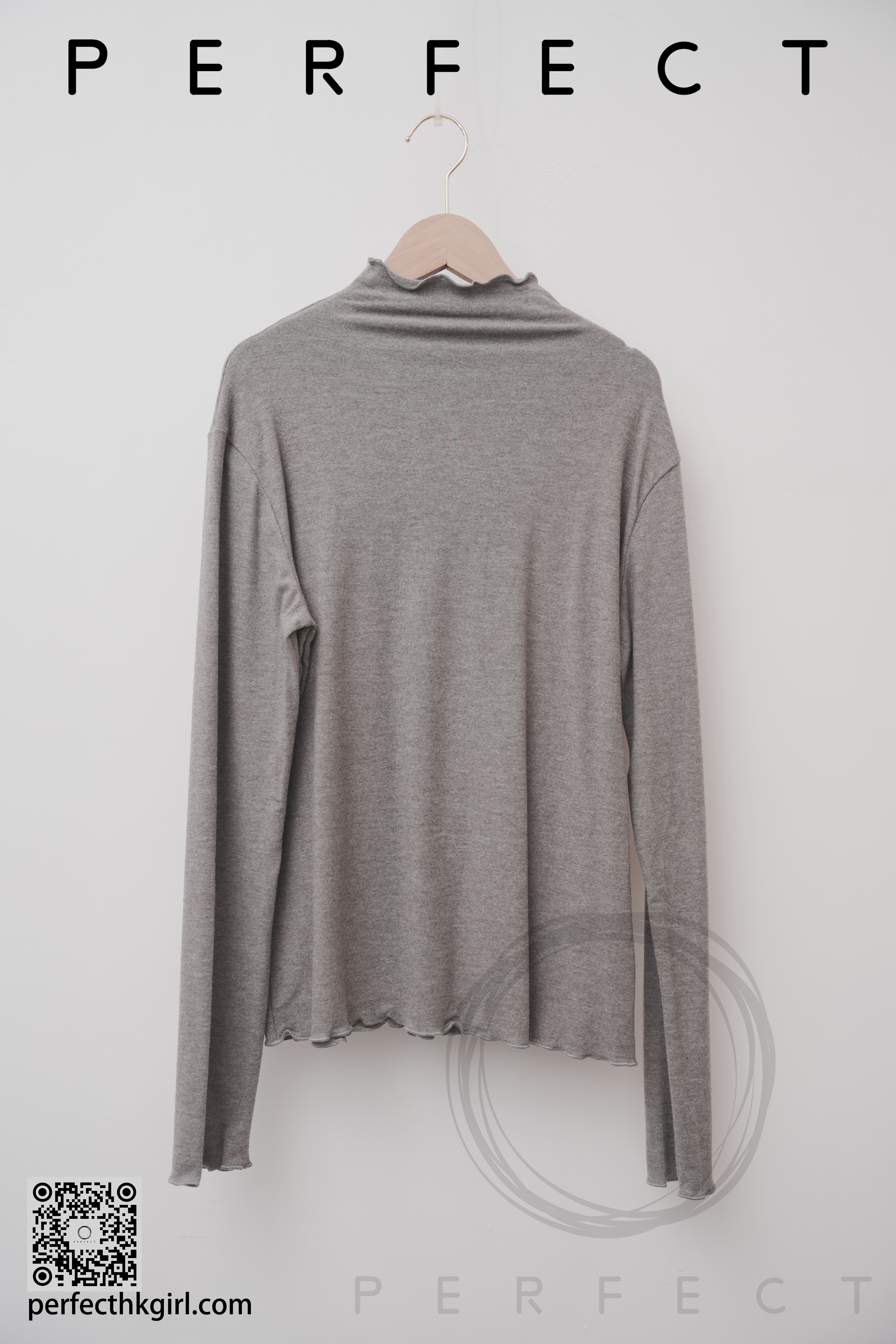 T0034_超滑身舒服花邊平領打底衫（灰色）