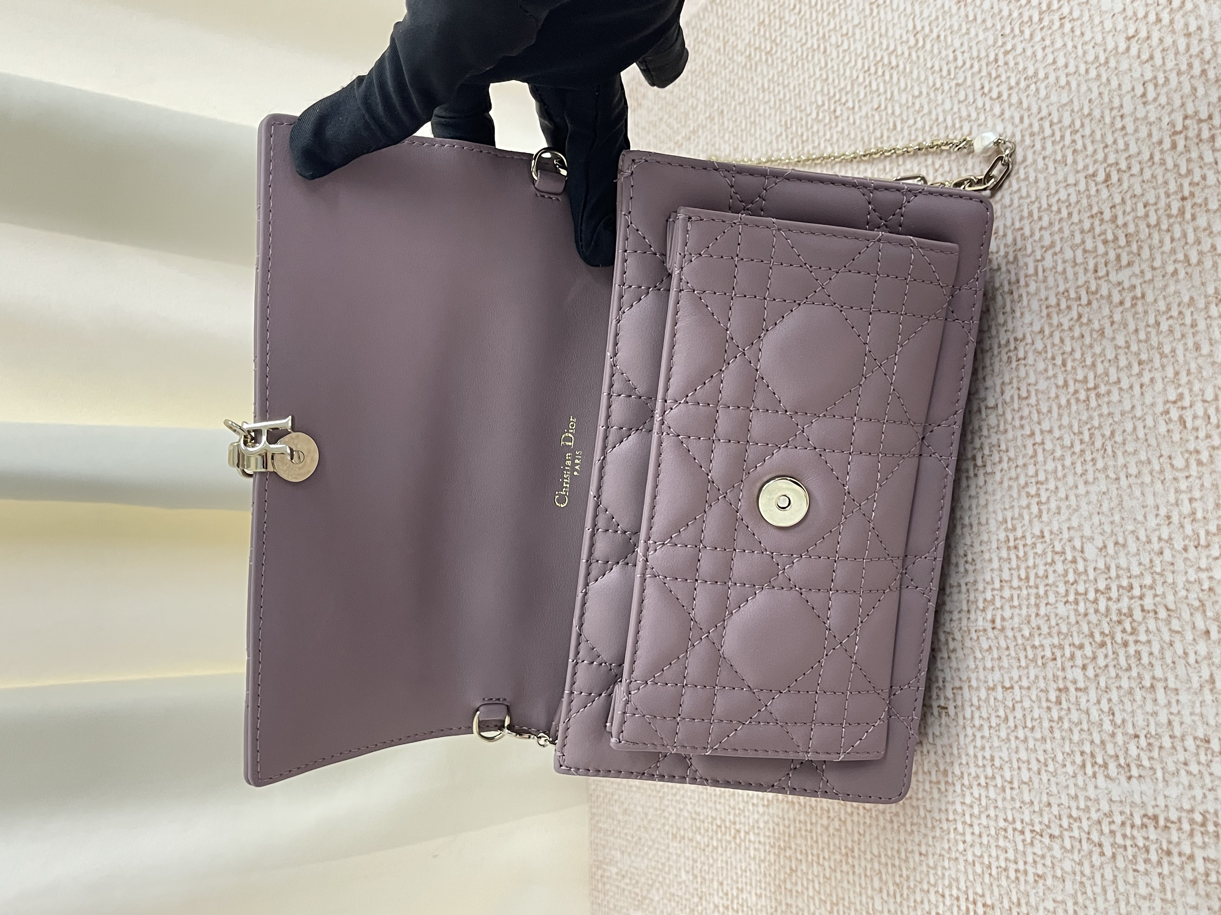 Pre-owned Dior Lady Dior Chain Pouch/ Product Code: 26042404