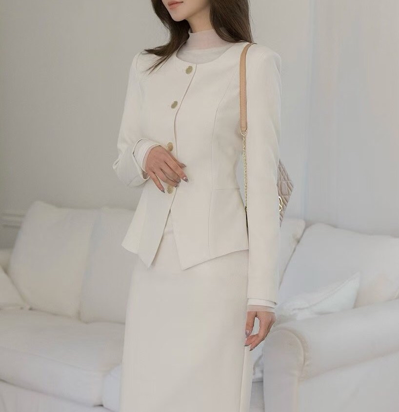 ZA004 簡素圓領職場套裝