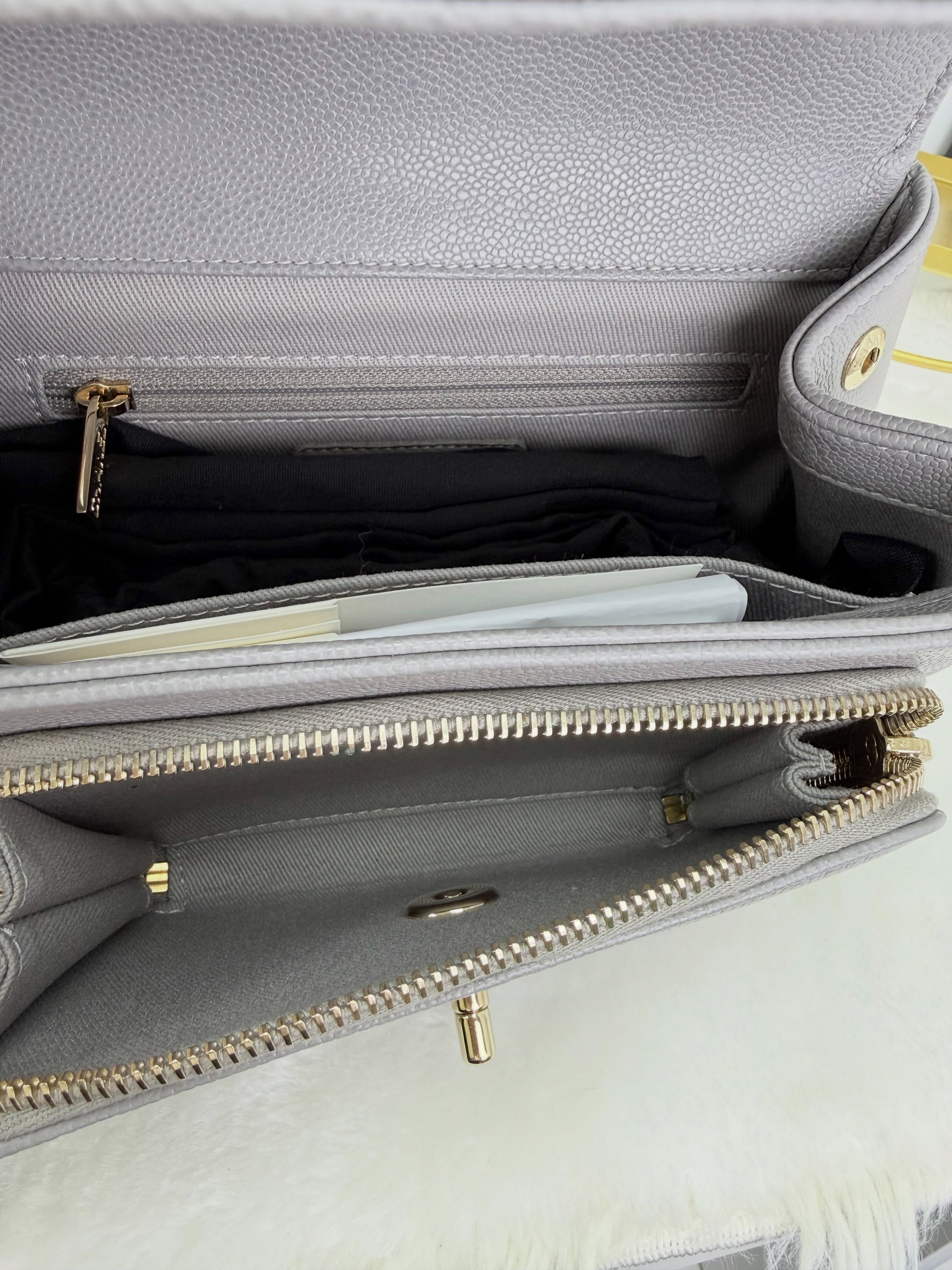 Chanel👜 PRE OWNED 🛍️Business Affinity Flap Bag with Top Handle 淡灰色 晶片款 全套🩶