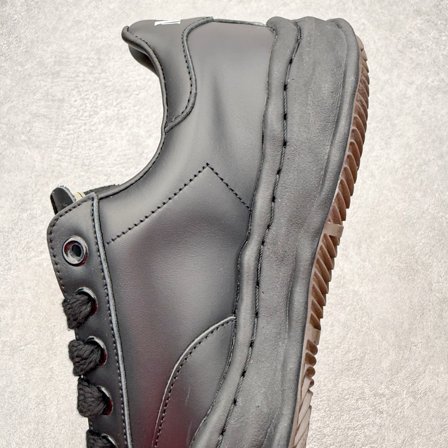 Maison Mihara Yasuhiro MMY "BLAKEY" OG Sole Low-top Sneaker