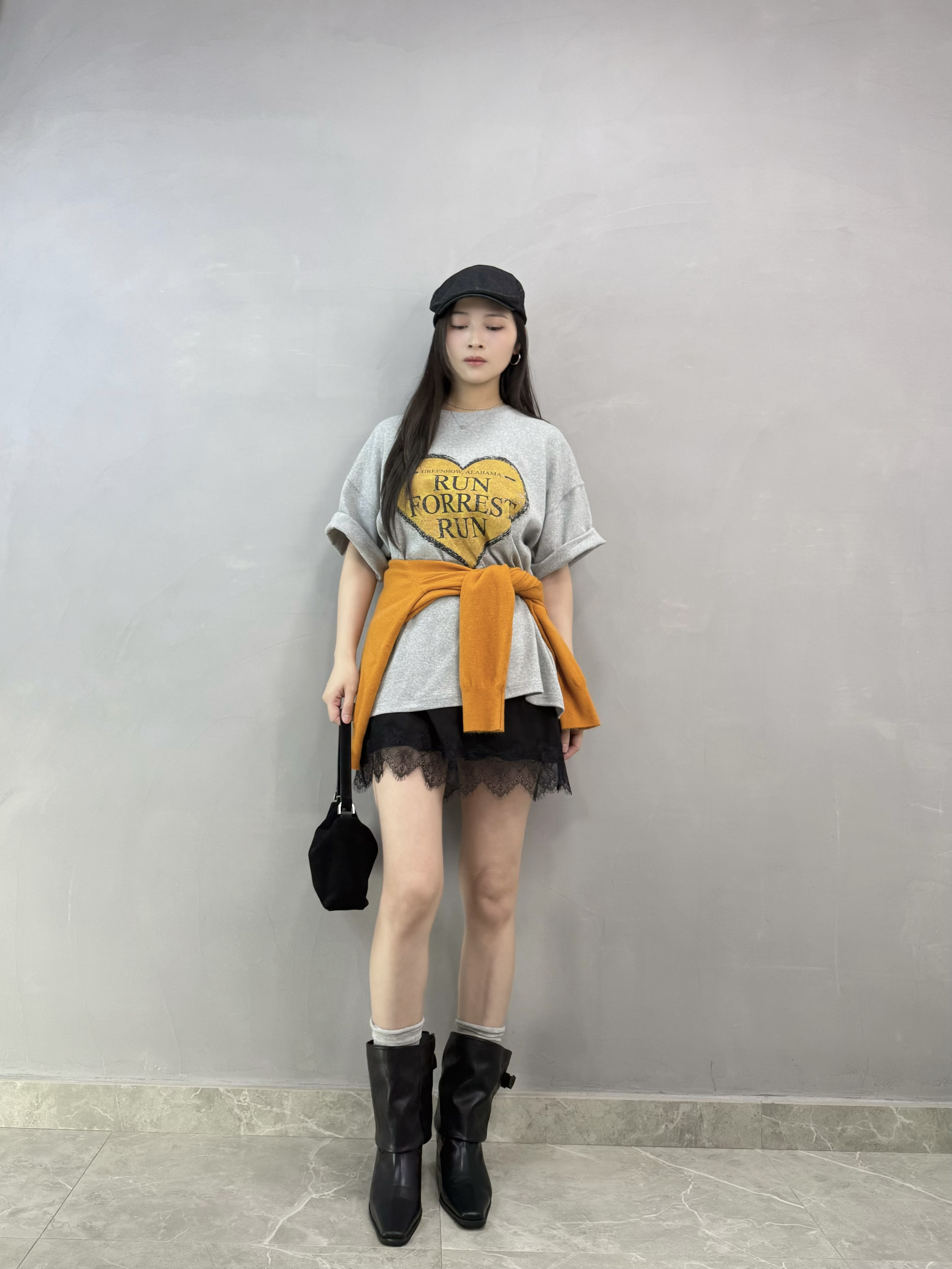 I01 磨毛心形Print Tee