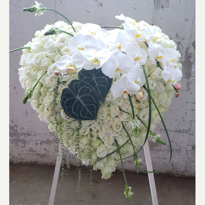 造型心型帛事花牌 E3