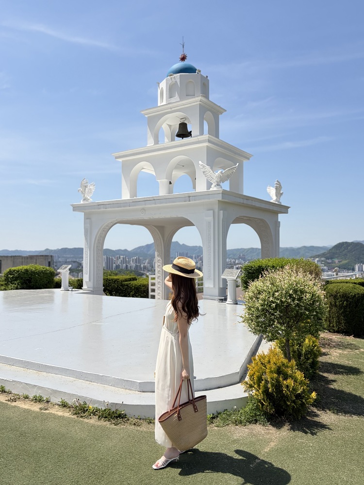 Pleated Halter Maxi Dress (Ivory)