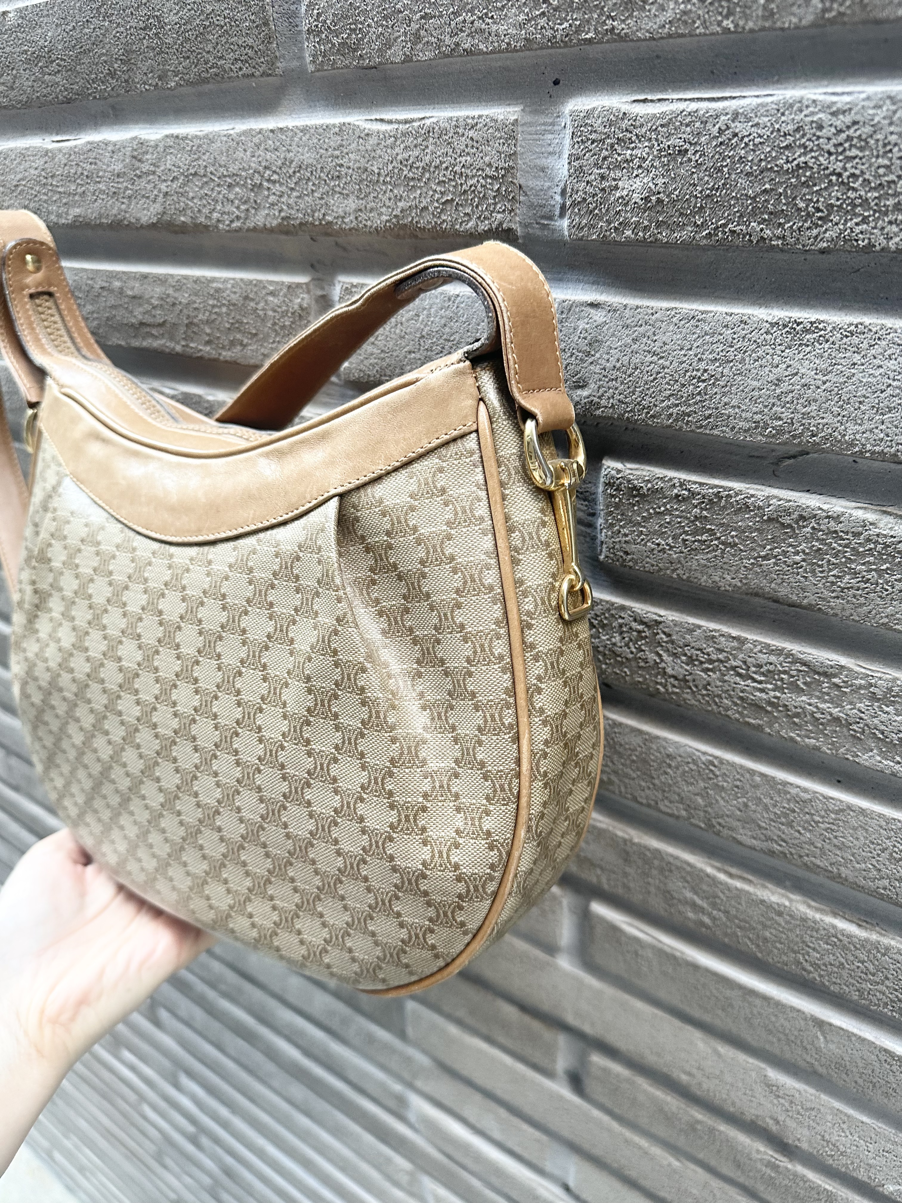 vintage celine beige triomphe macadam crossbody 