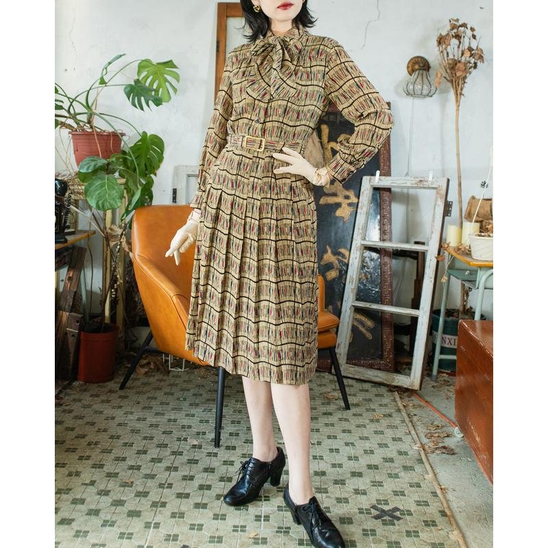 Vintage Japanese Abstract Pattern Tie Collar Day Dress with Original Belt (MT1608-153)