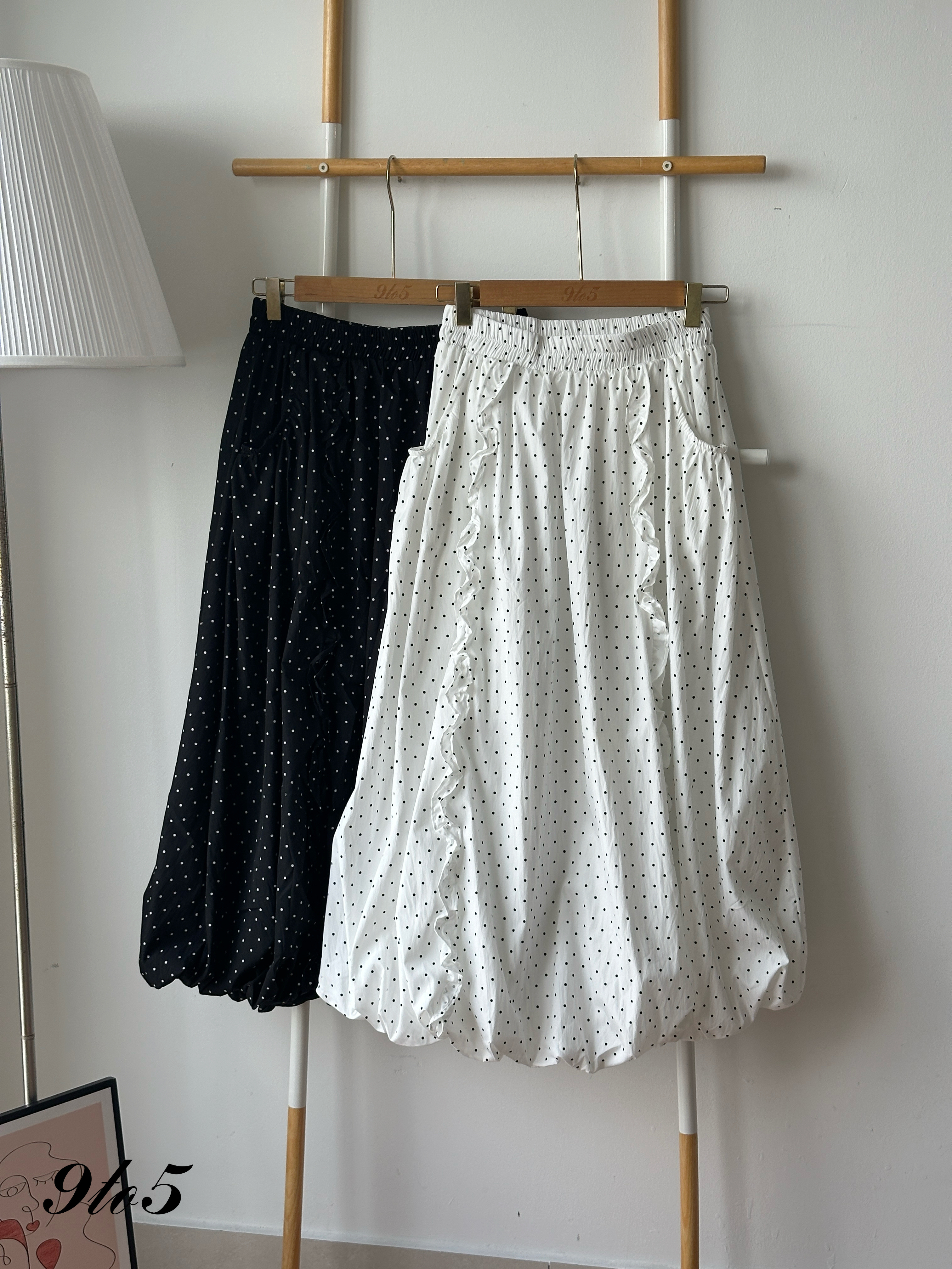 S1934 Long Polka Dot Balloon Skirt - Black & White