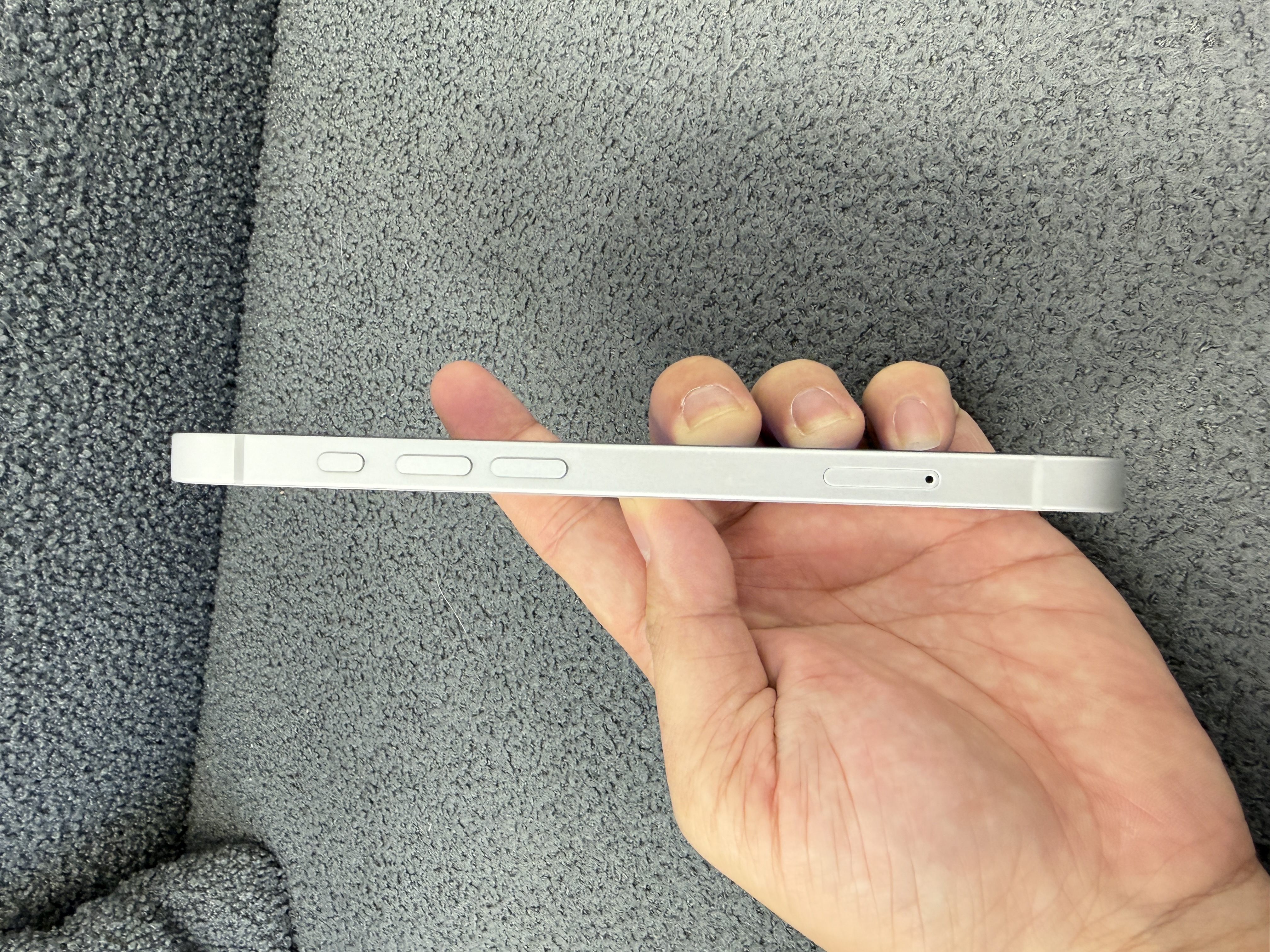 #8067 16e 128gb 完美機 電100 白 white